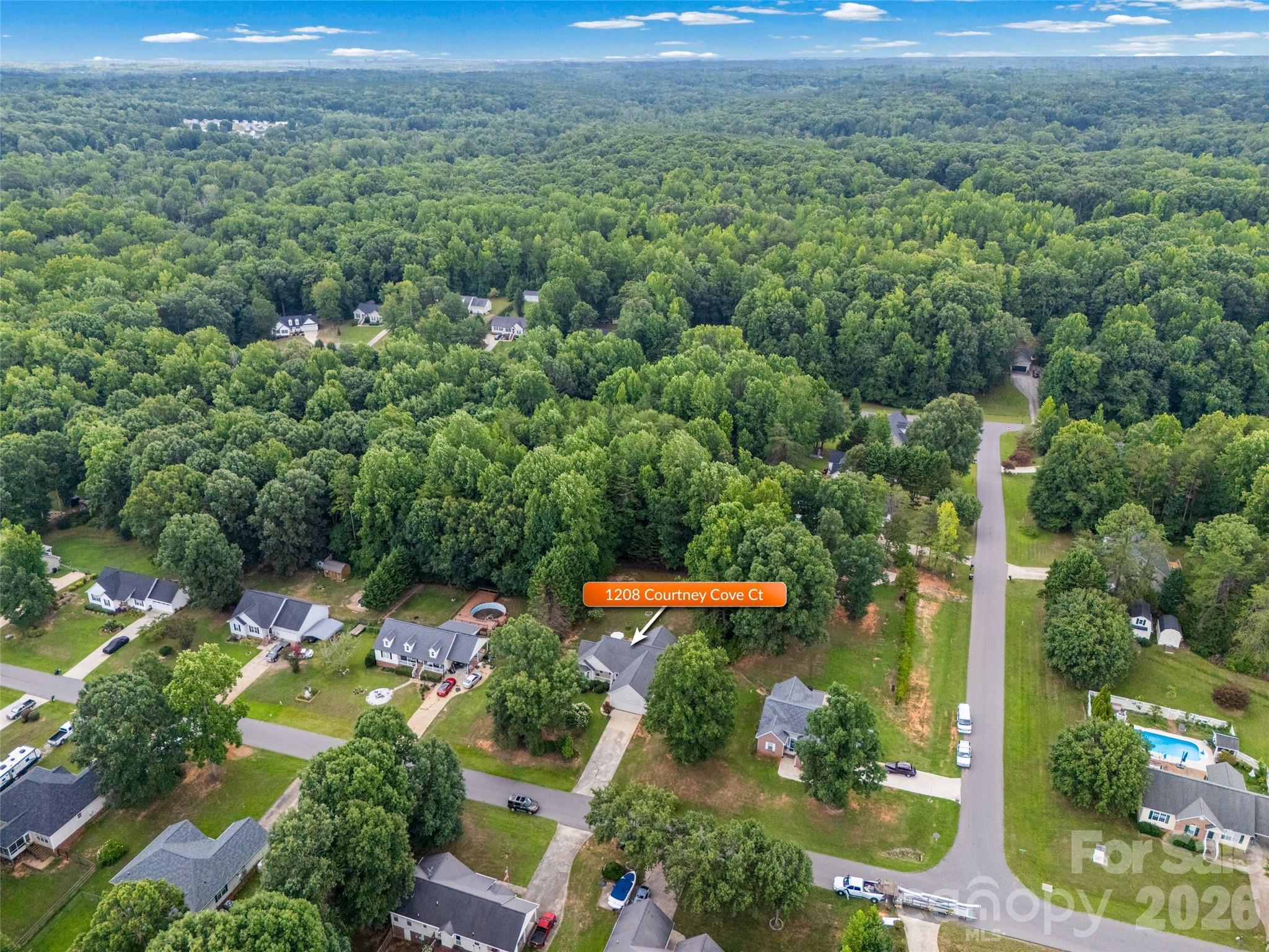 1208 Courtney Cove Court — Gastonia