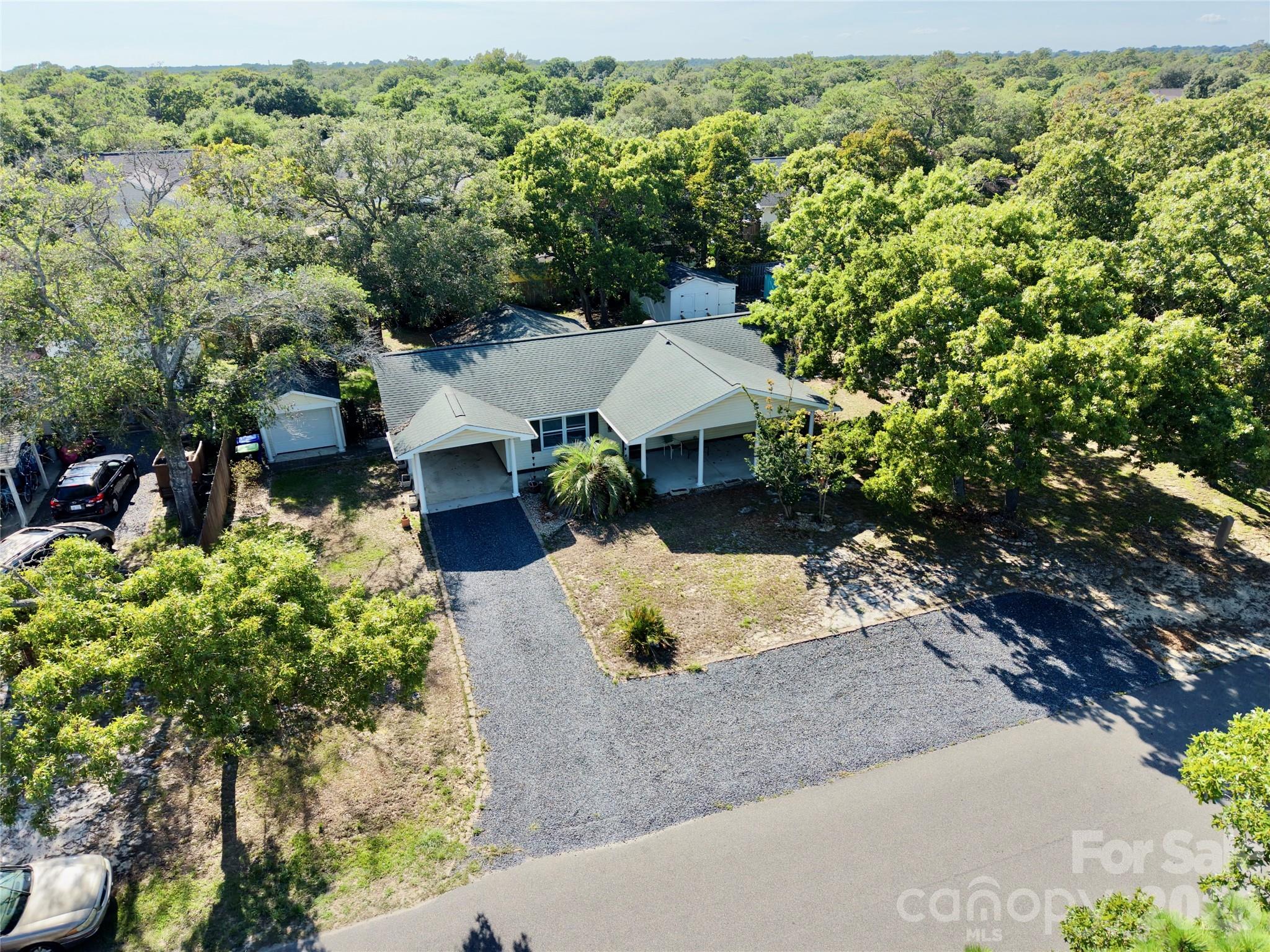 121 NW 1st Street — Oak Island