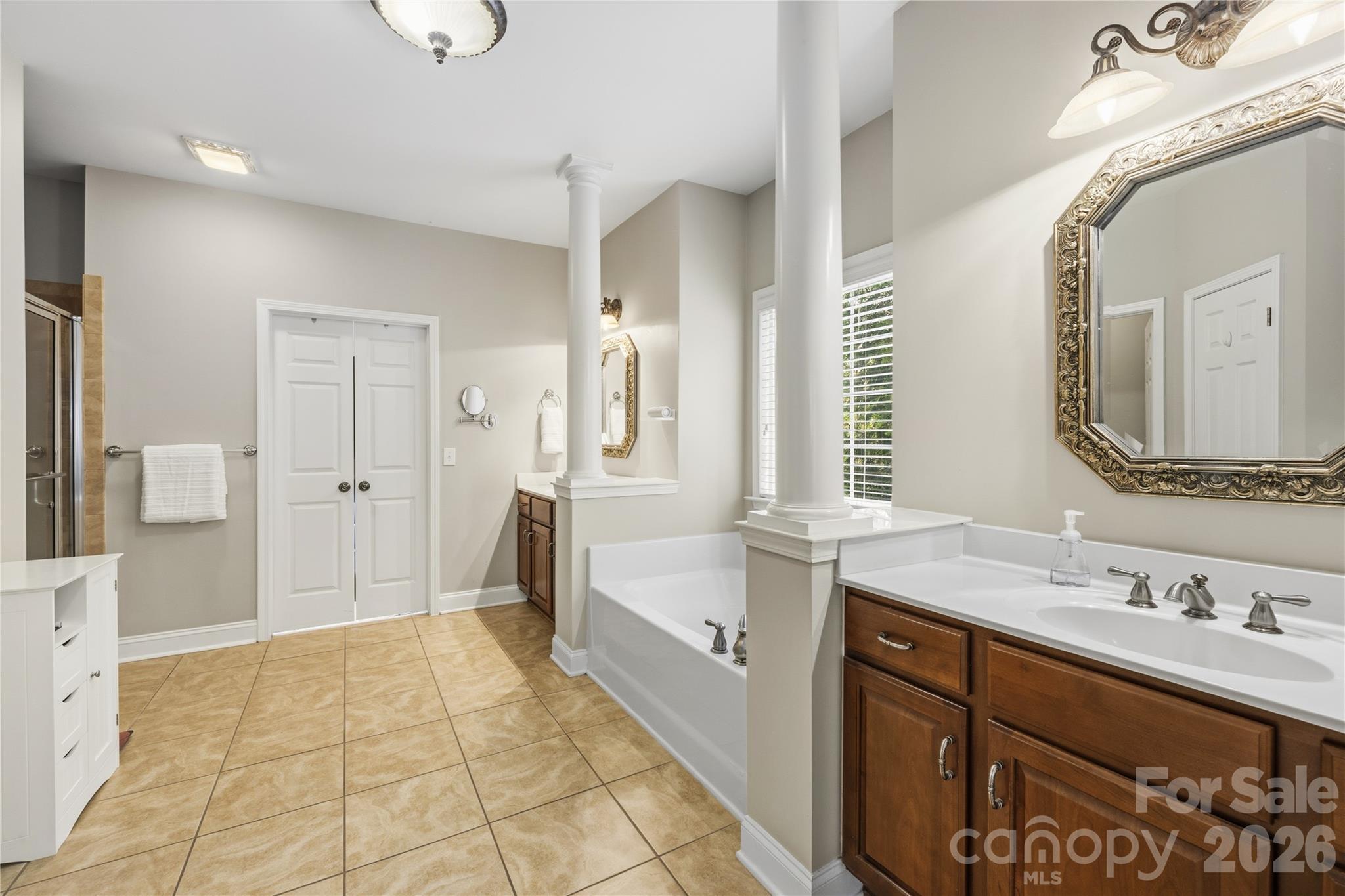 4361 Queensbury Drive — Harrisburg