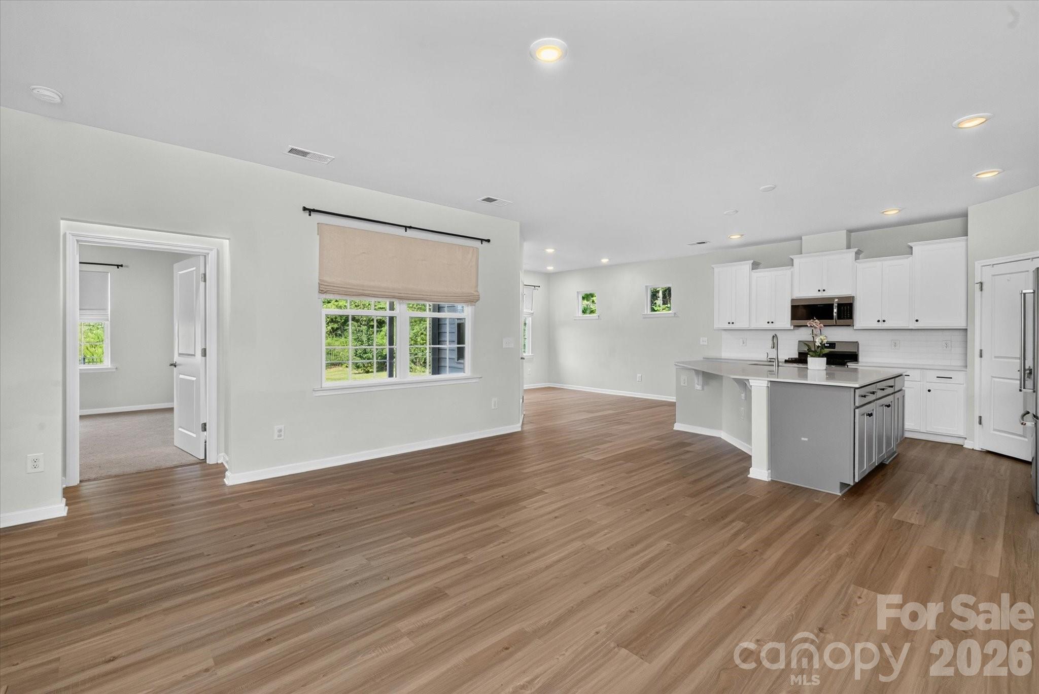 14016 Southbridge Forest Drive — Charlotte
