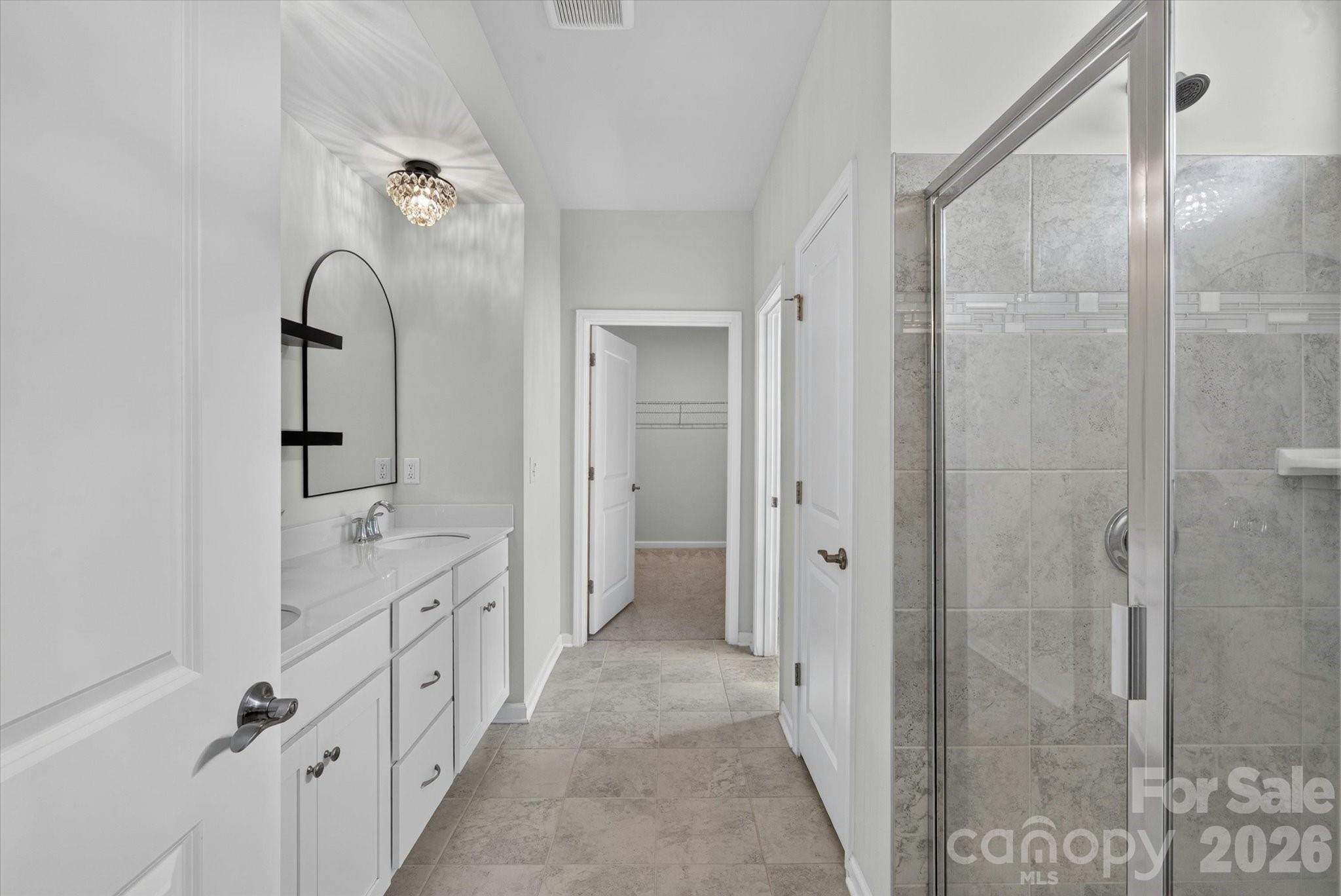 14016 Southbridge Forest Drive — Charlotte