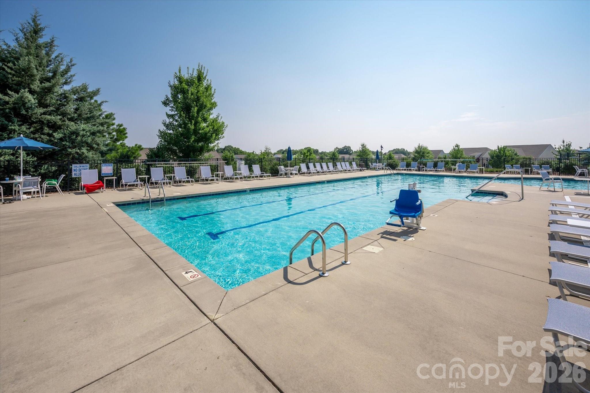 14016 Southbridge Forest Drive — Charlotte