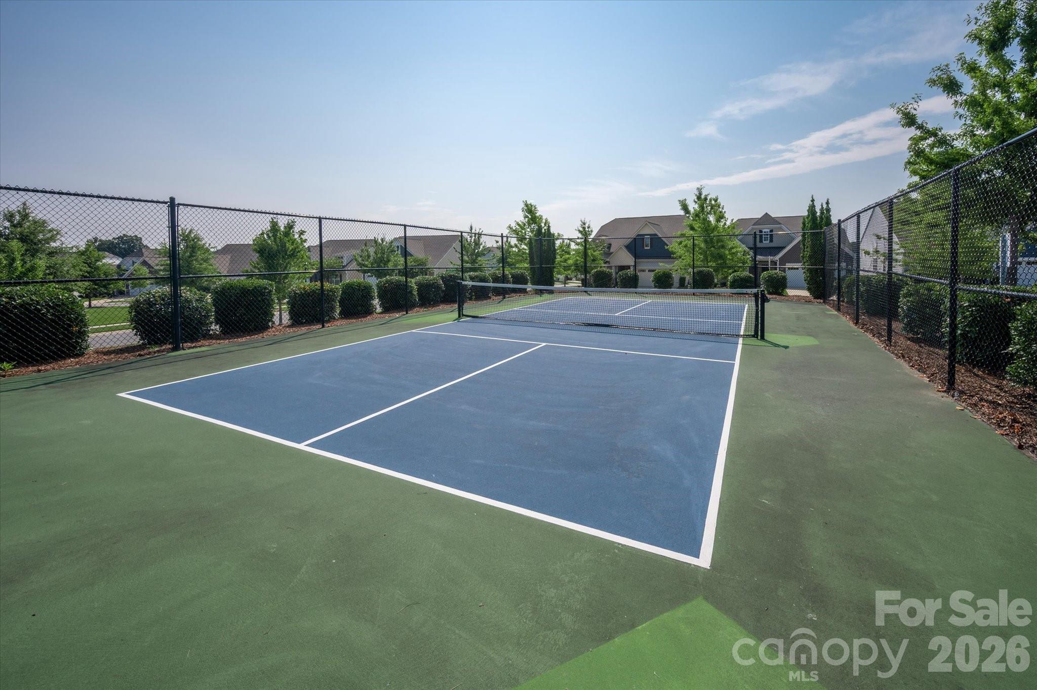 14016 Southbridge Forest Drive — Charlotte