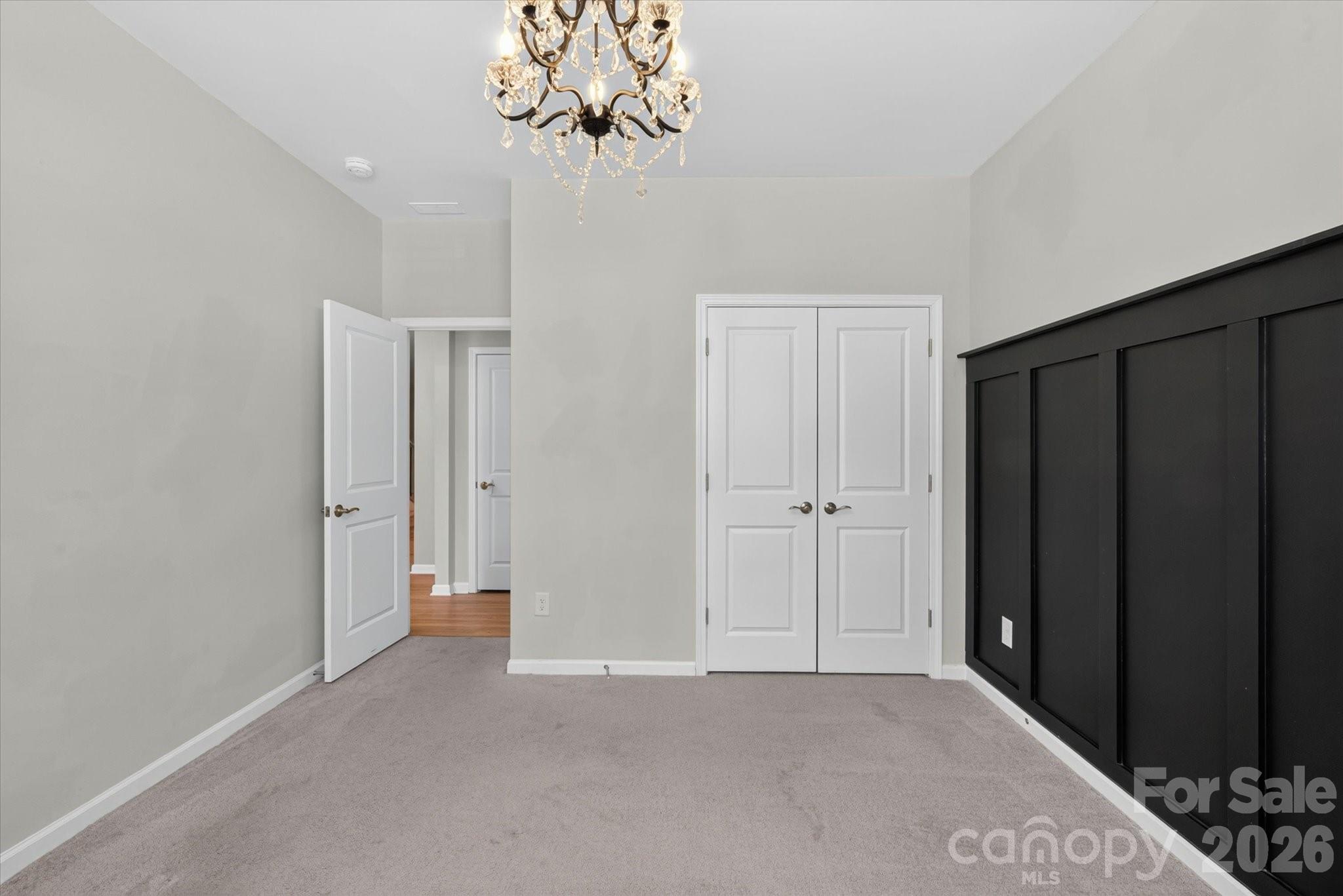 14016 Southbridge Forest Drive — Charlotte
