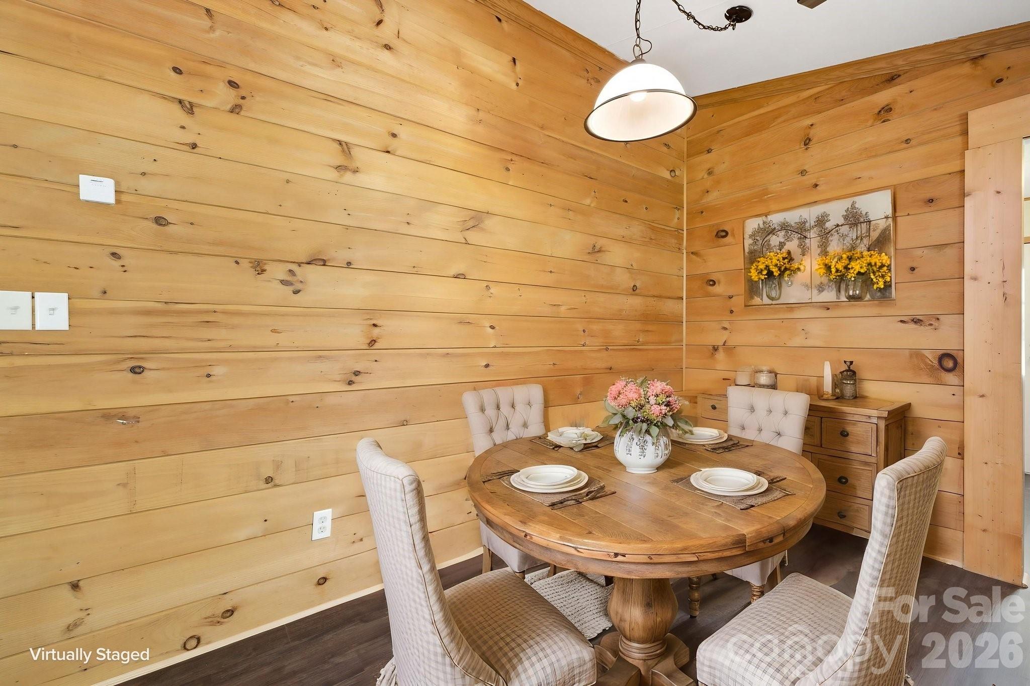55 Twin Oaks Lane — Spruce Pine