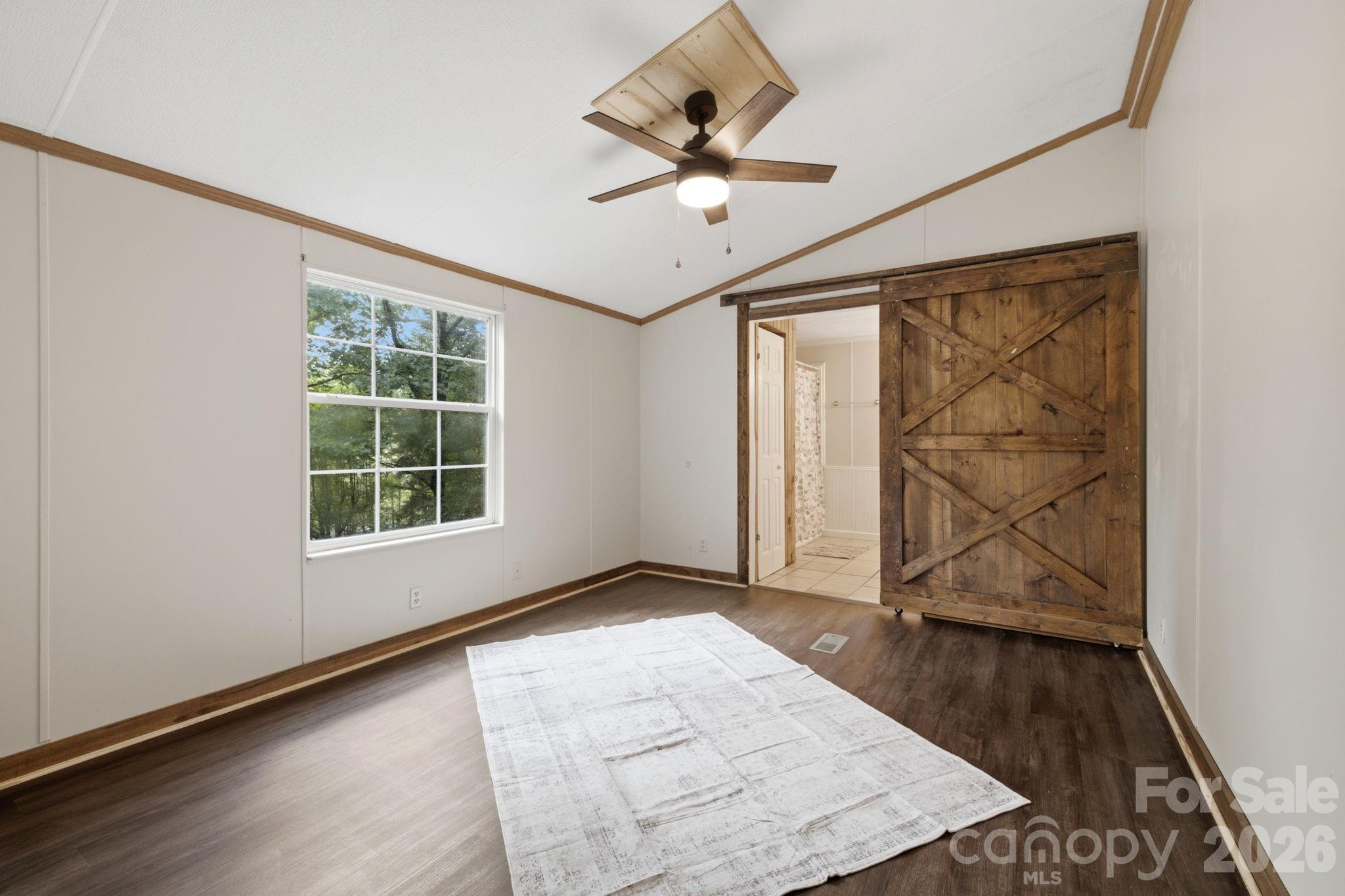 55 Twin Oaks Lane — Spruce Pine