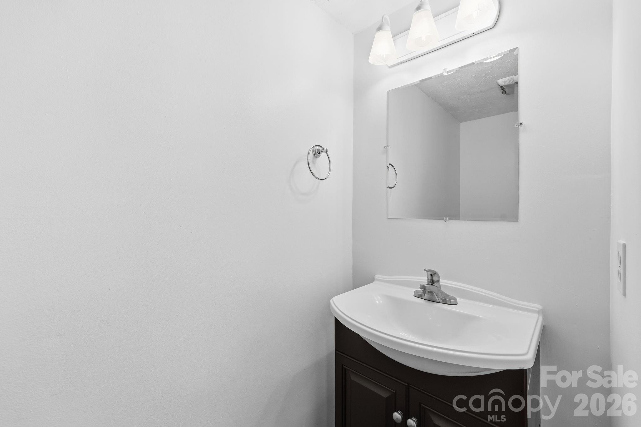 1300 Larchmont Place #210 — Salisbury