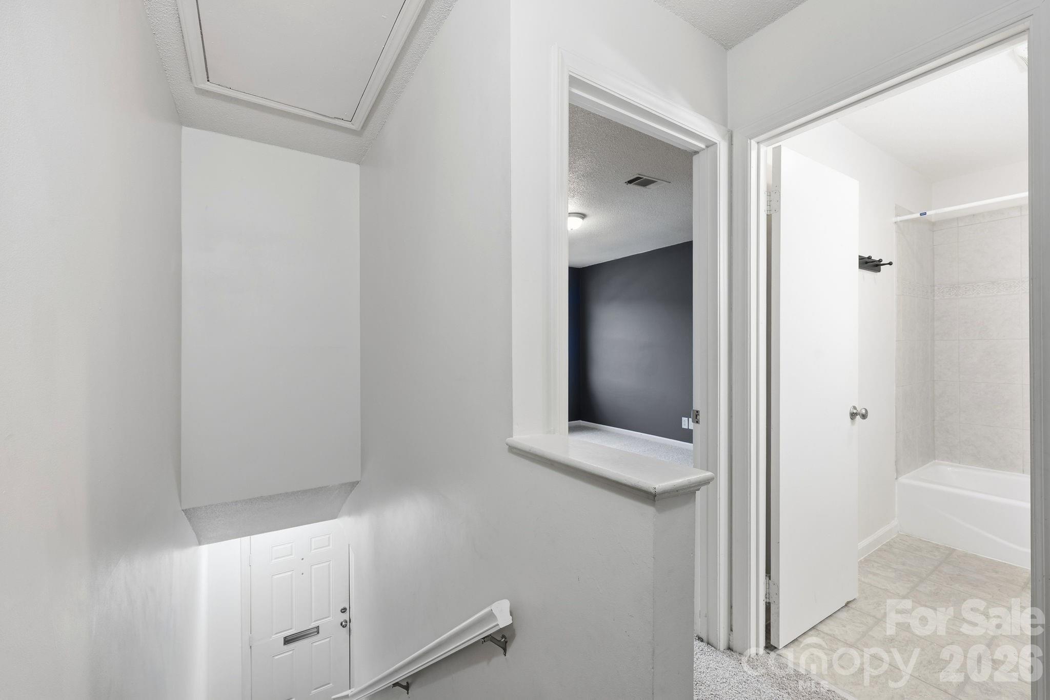 1300 Larchmont Place #210 — Salisbury