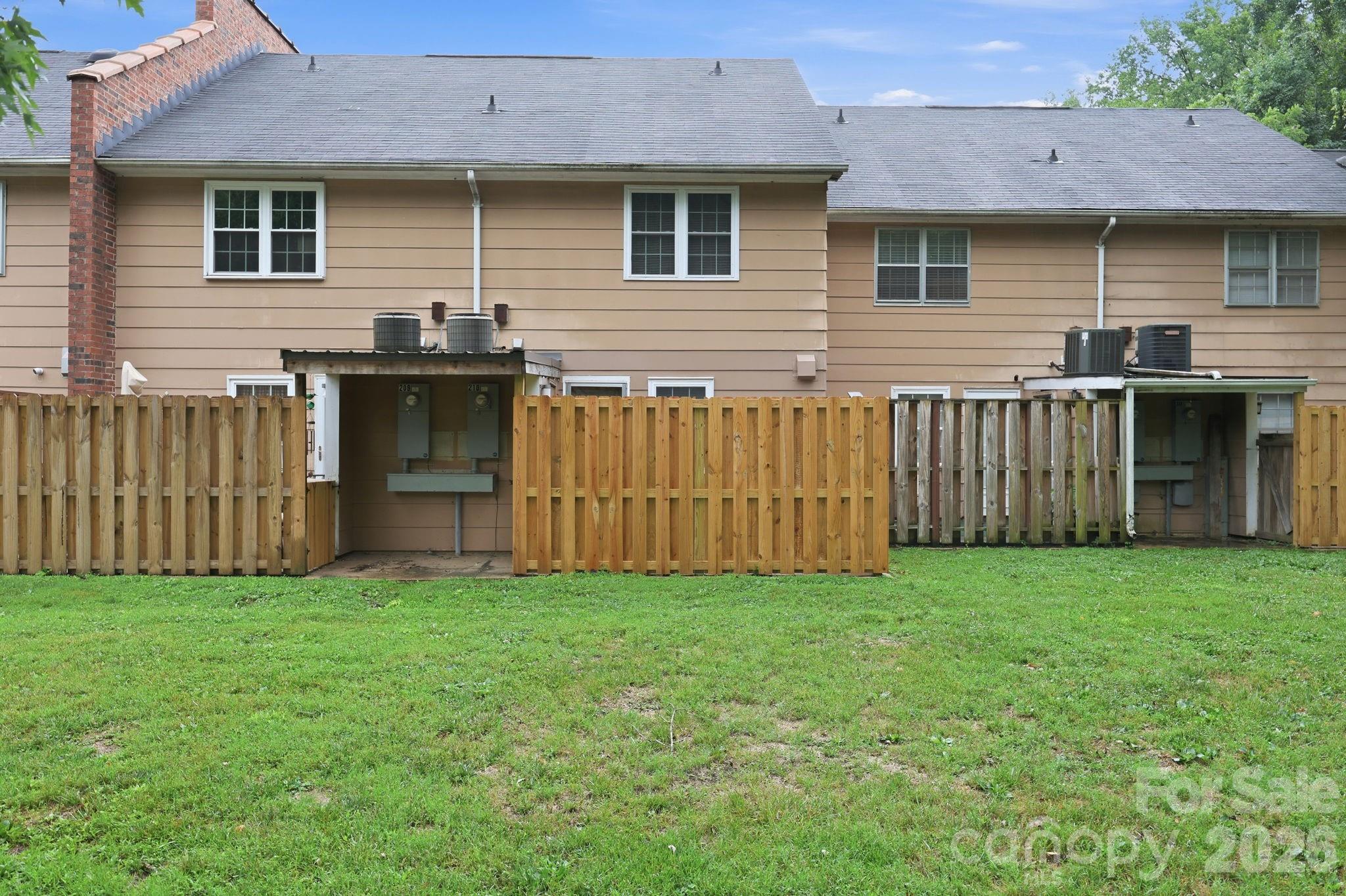 1300 Larchmont Place #210 — Salisbury