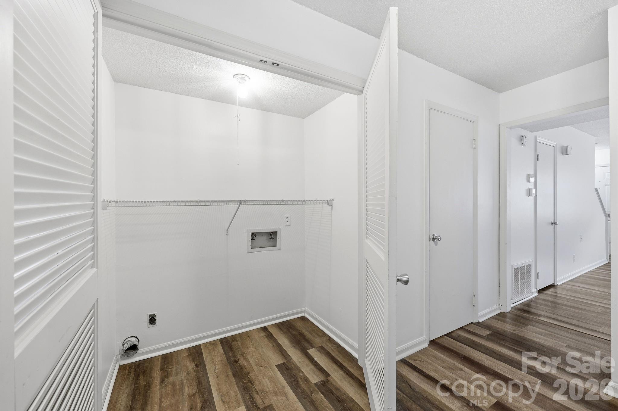 1300 Larchmont Place #210 — Salisbury