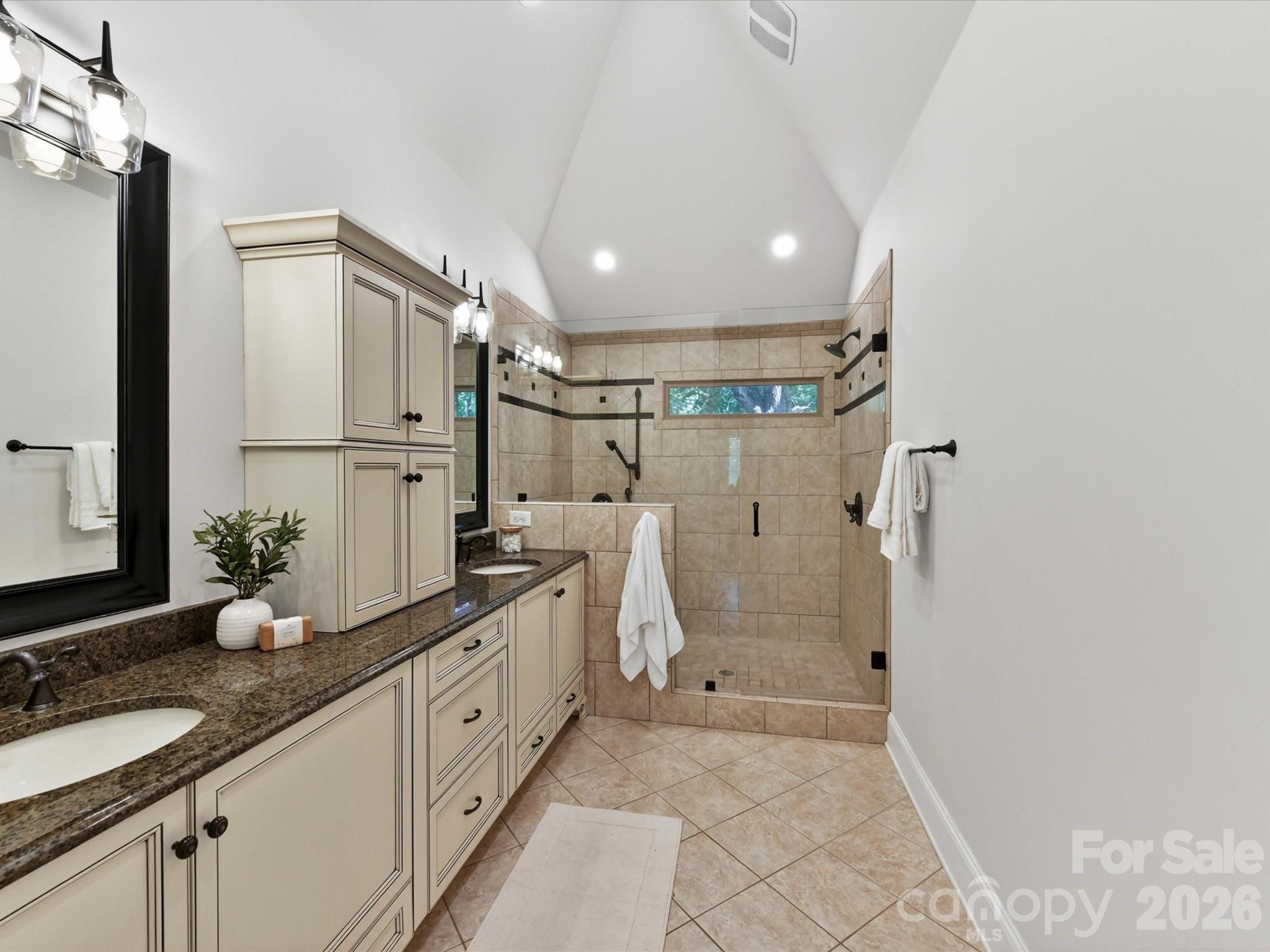 2630 Alanby Lane — Charlotte