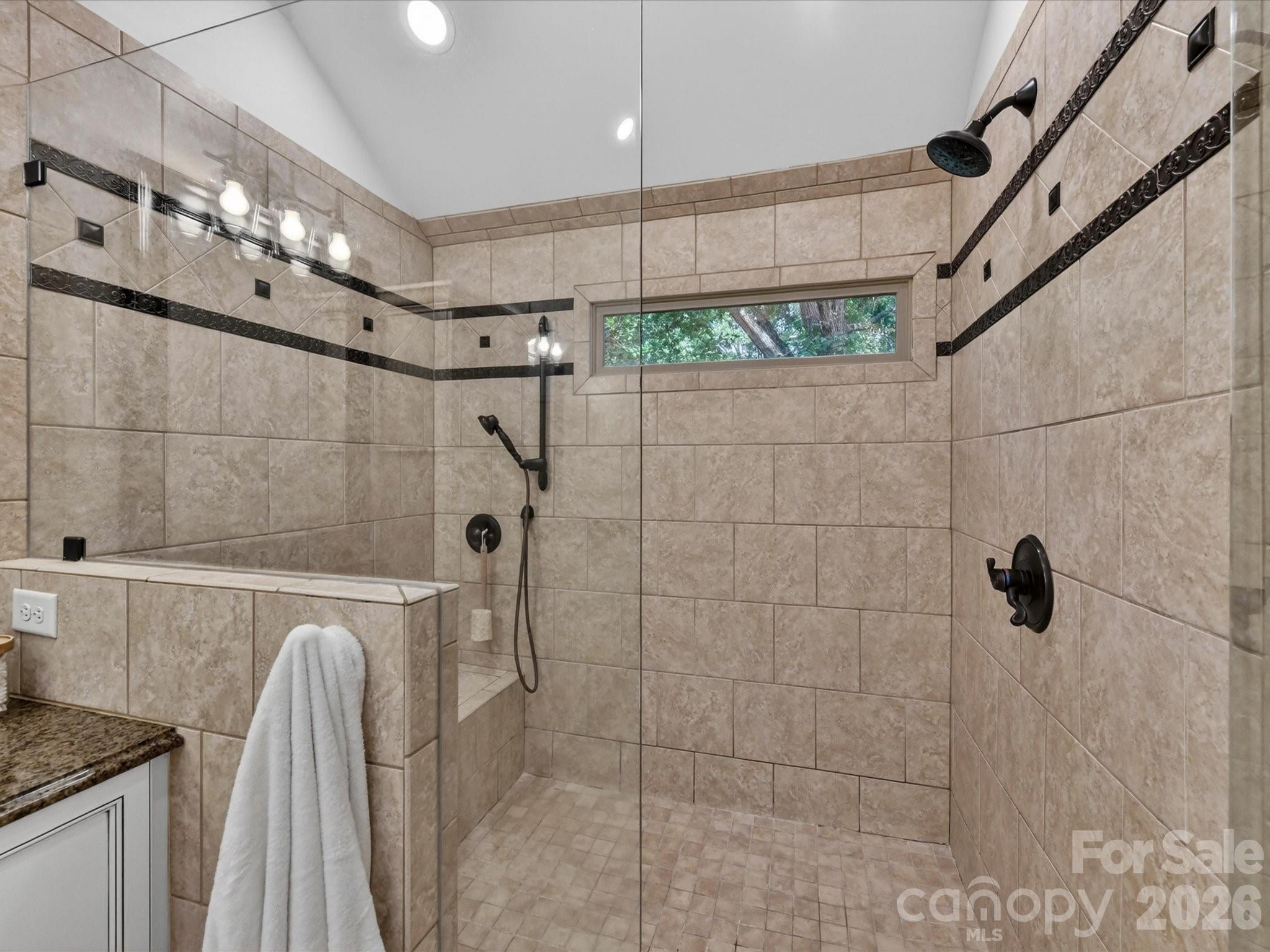 2630 Alanby Lane — Charlotte