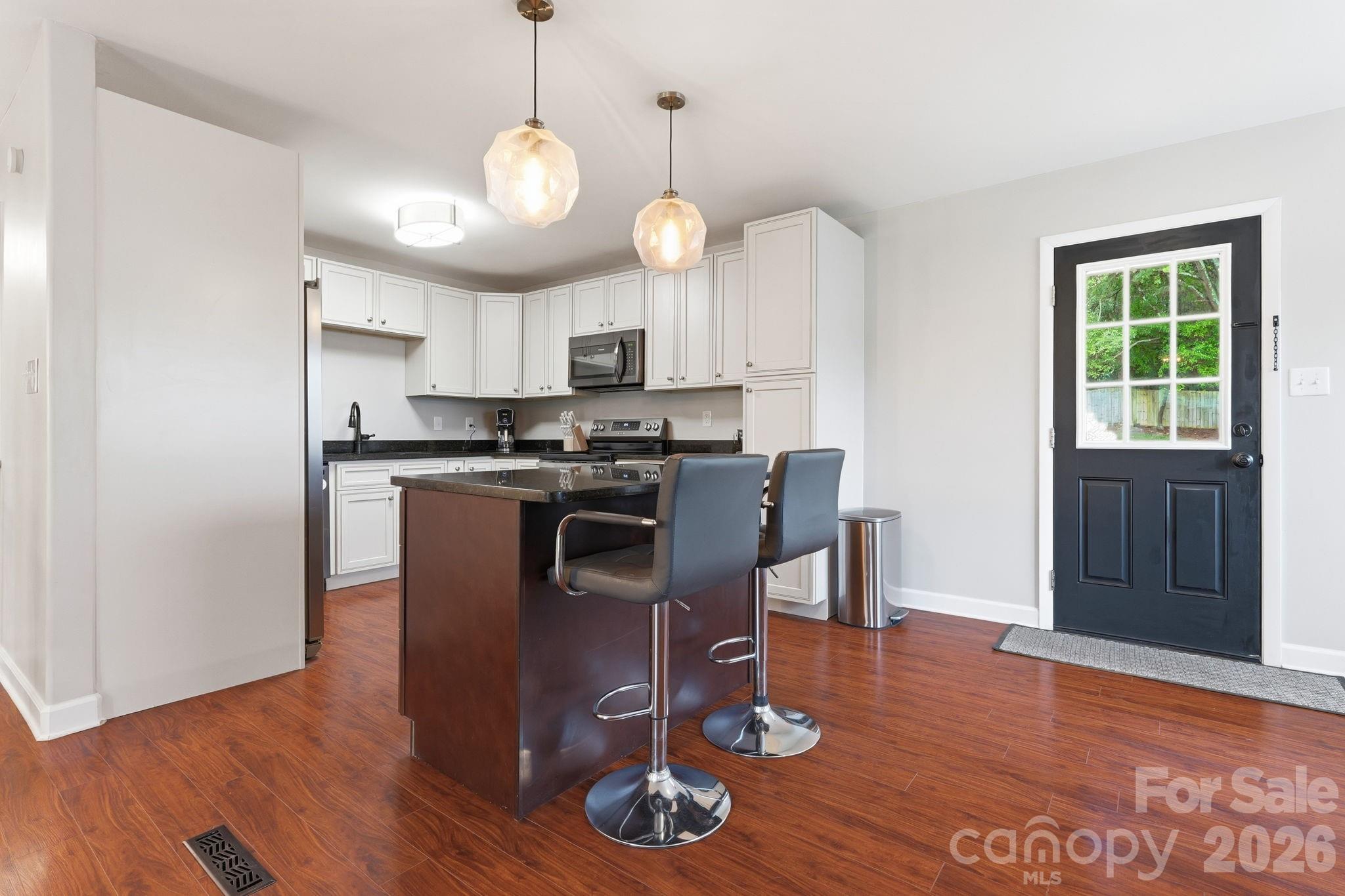 2080 South Point Road — Belmont