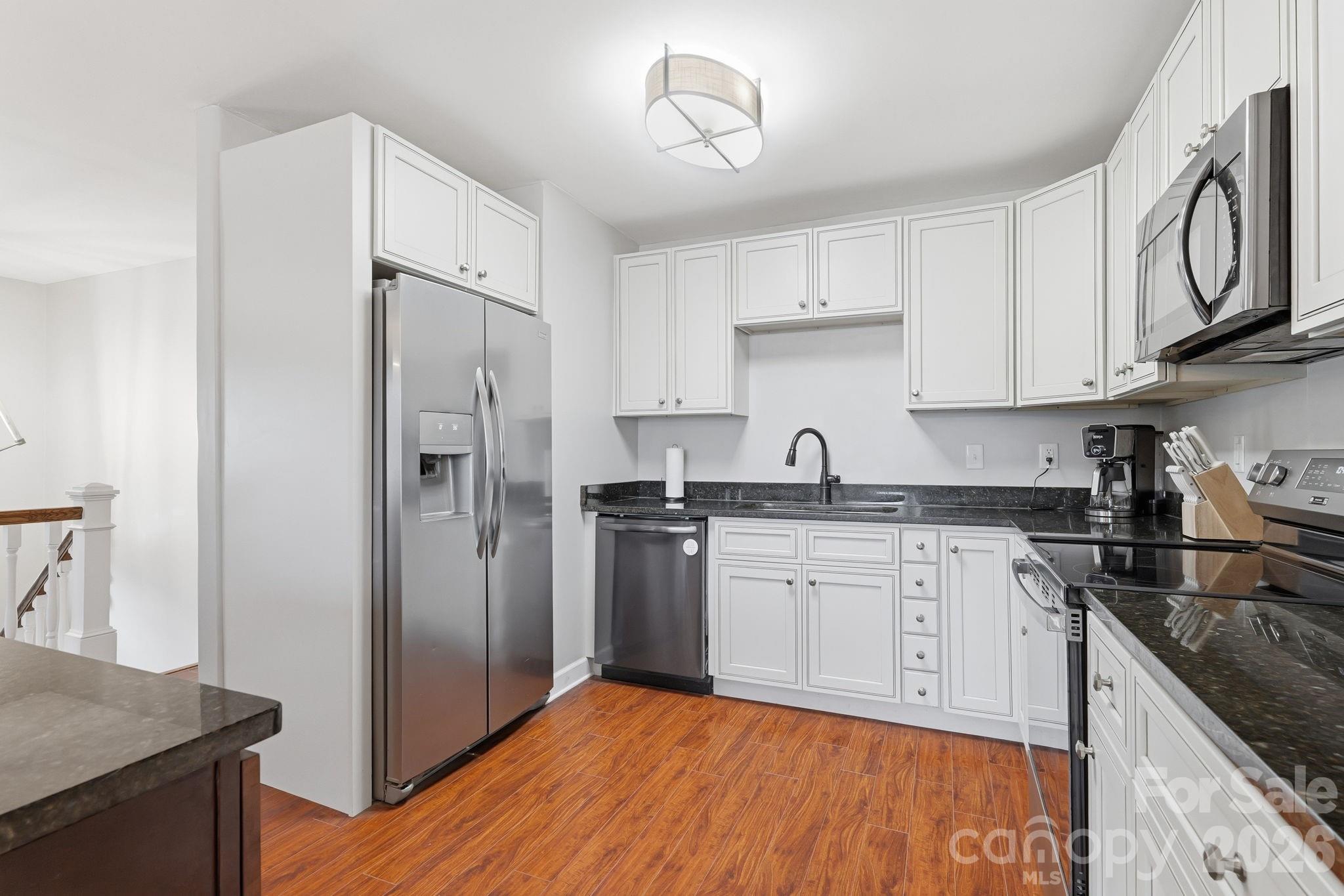 2080 South Point Road — Belmont