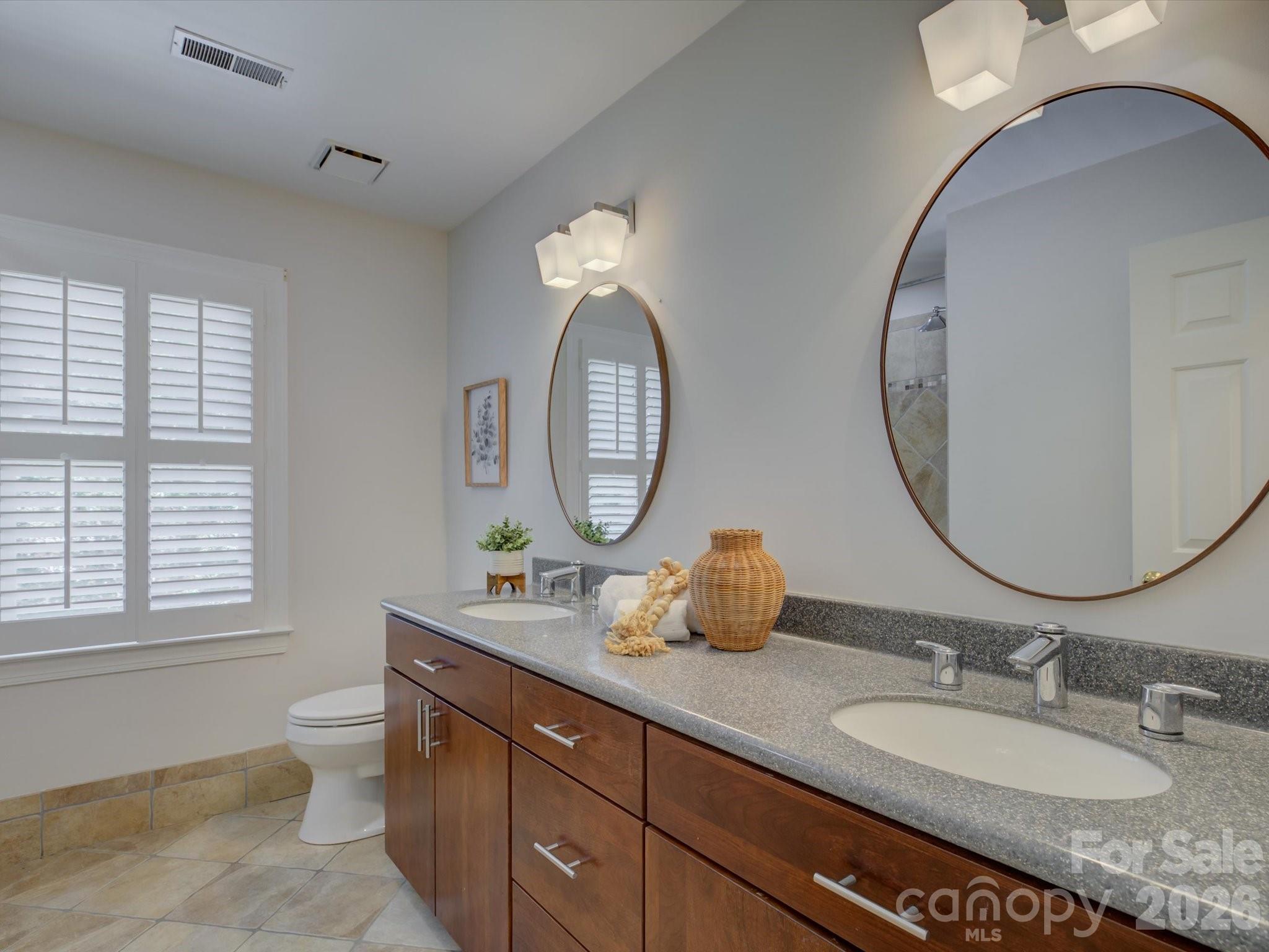 2301 Wharton Lane — Charlotte