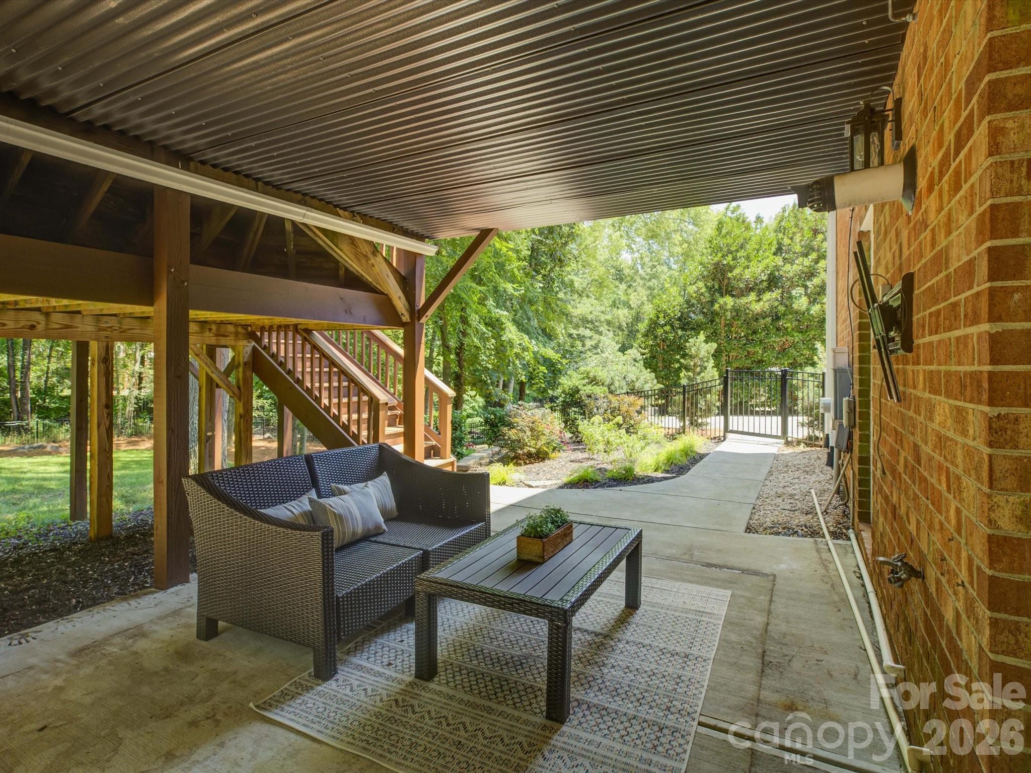 2301 Wharton Lane — Charlotte