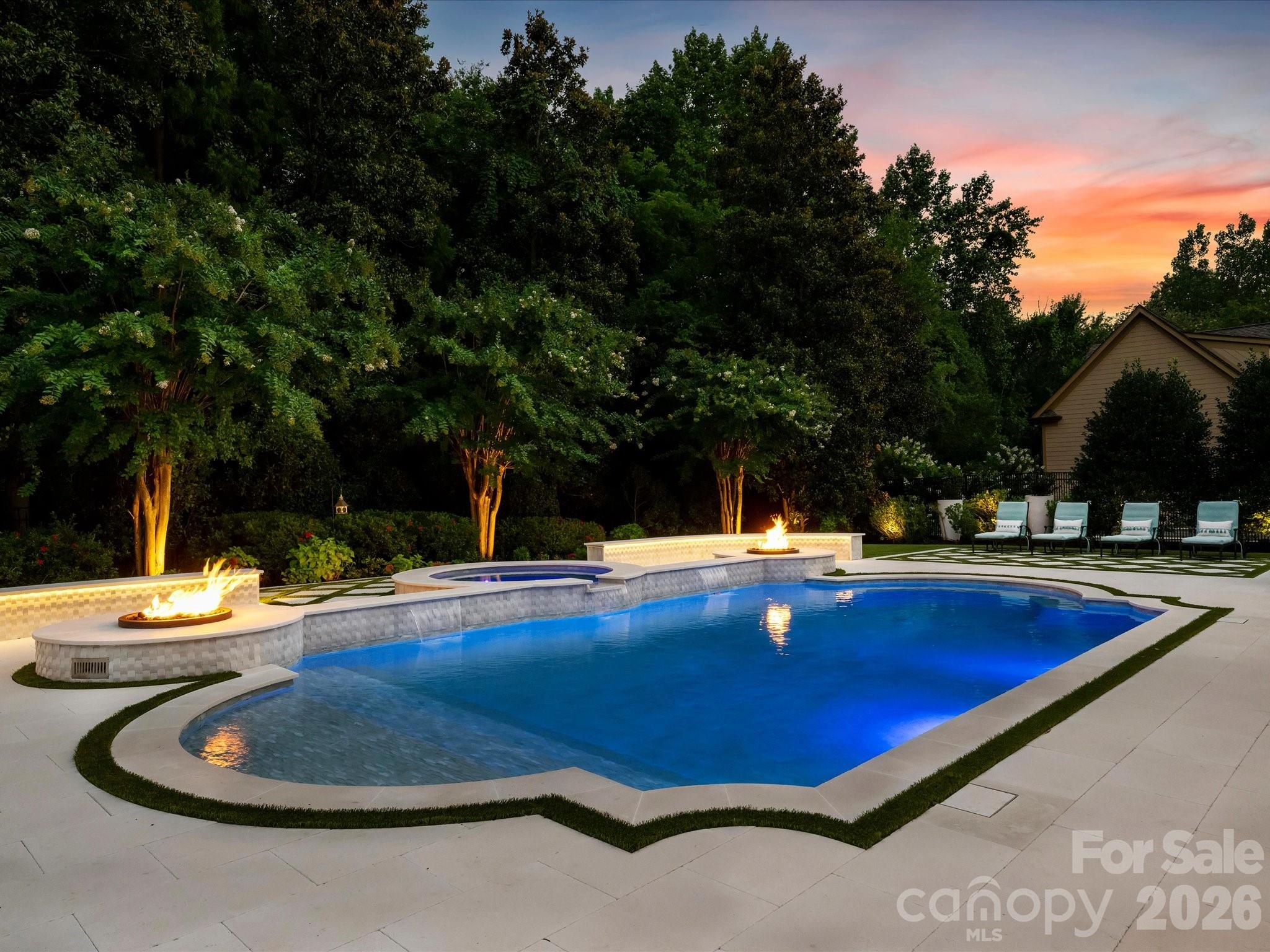 9146 Heydon Hall Circle — Charlotte