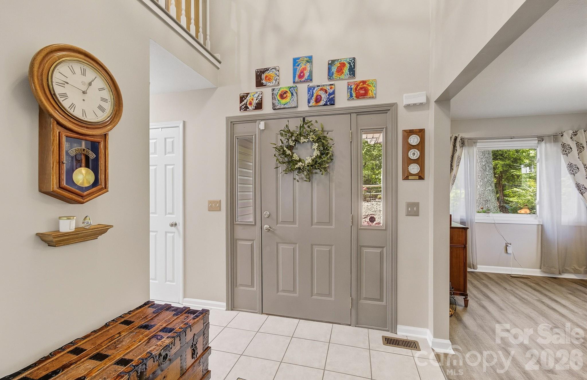 28 Secretariat Drive — Hendersonville
