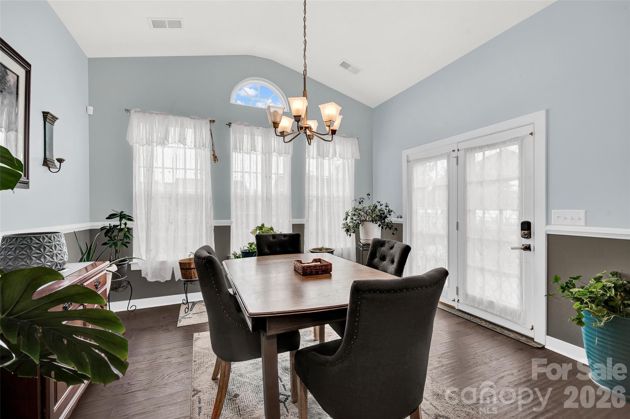 11216 Vanguard Parkway #395 — Huntersville
