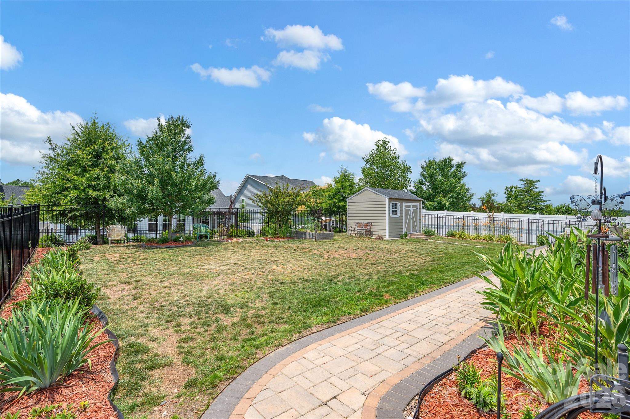 11216 Vanguard Parkway #395 — Huntersville