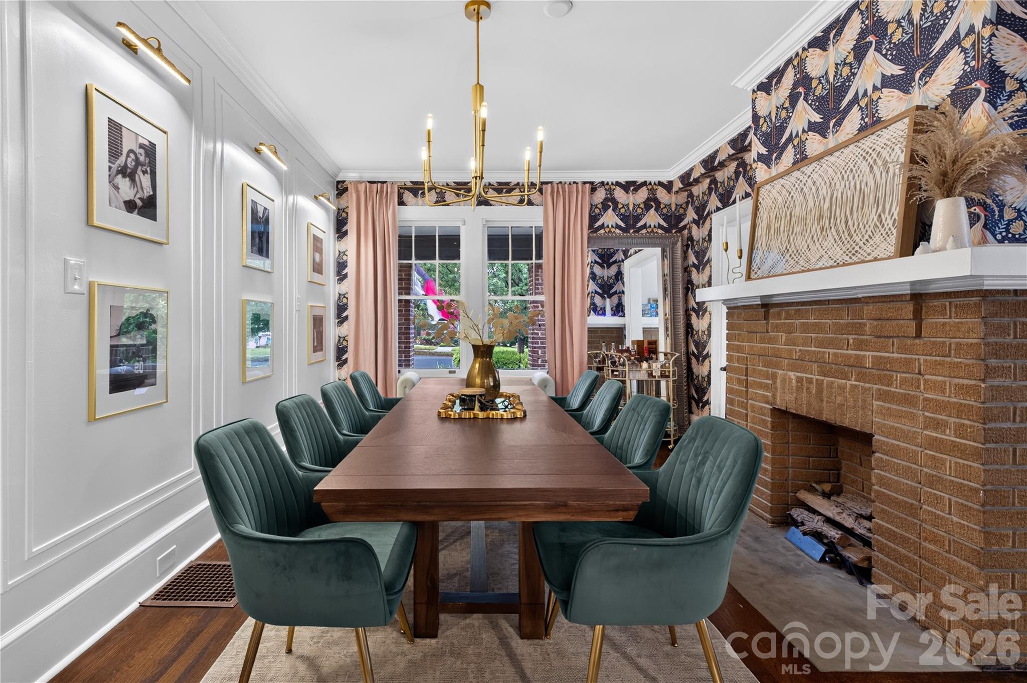 724 Grandin Road — Charlotte