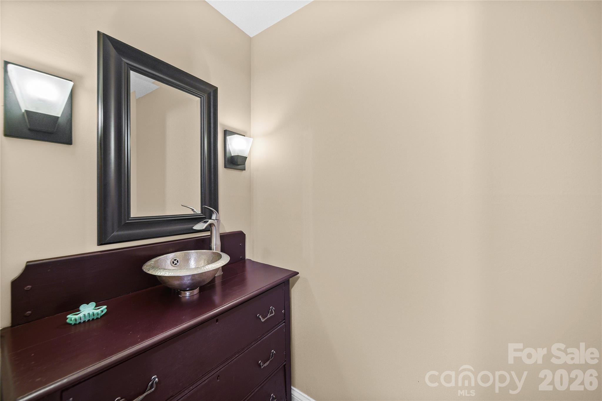 1801 Pewsbury Road — Charlotte
