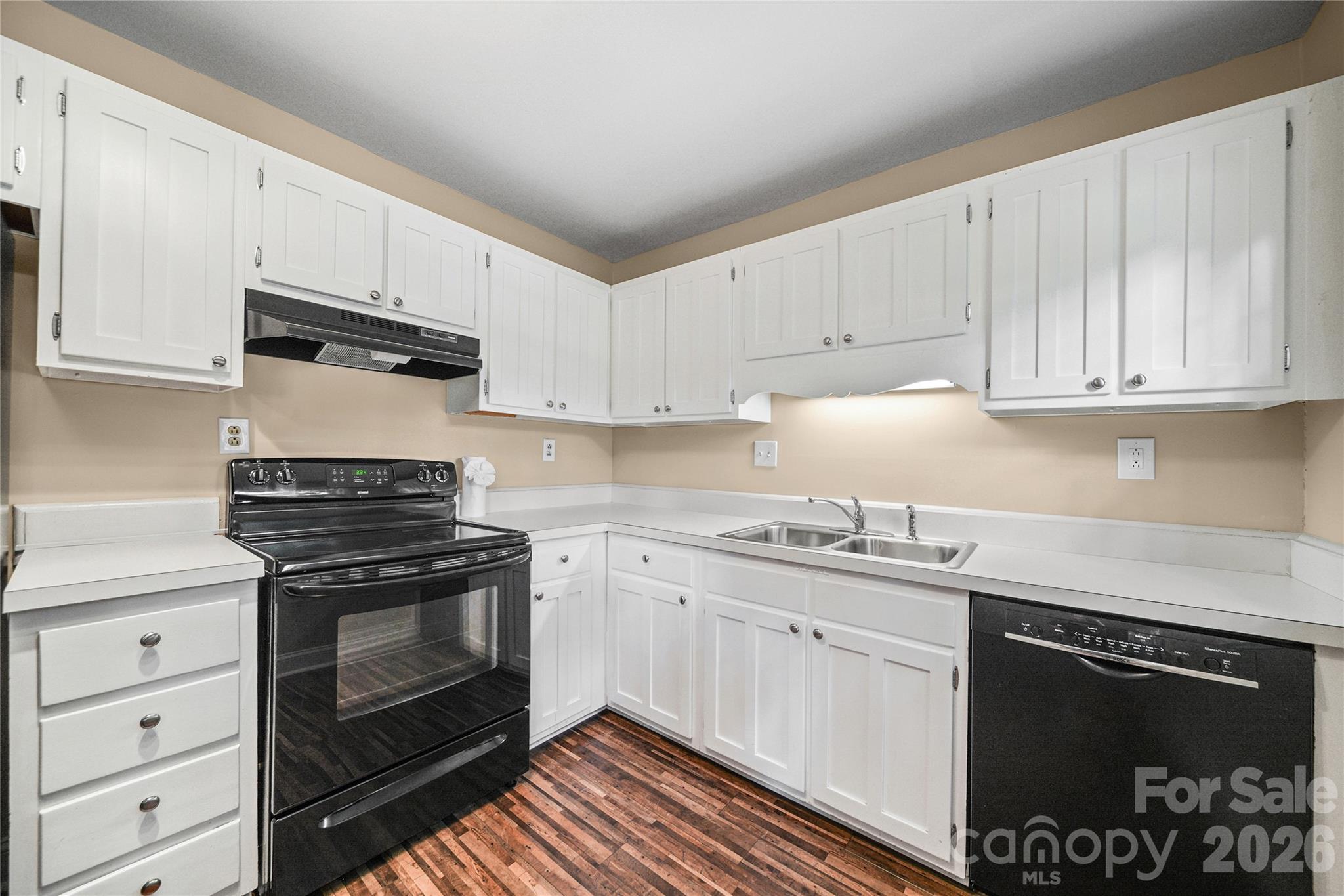 1801 Pewsbury Road — Charlotte