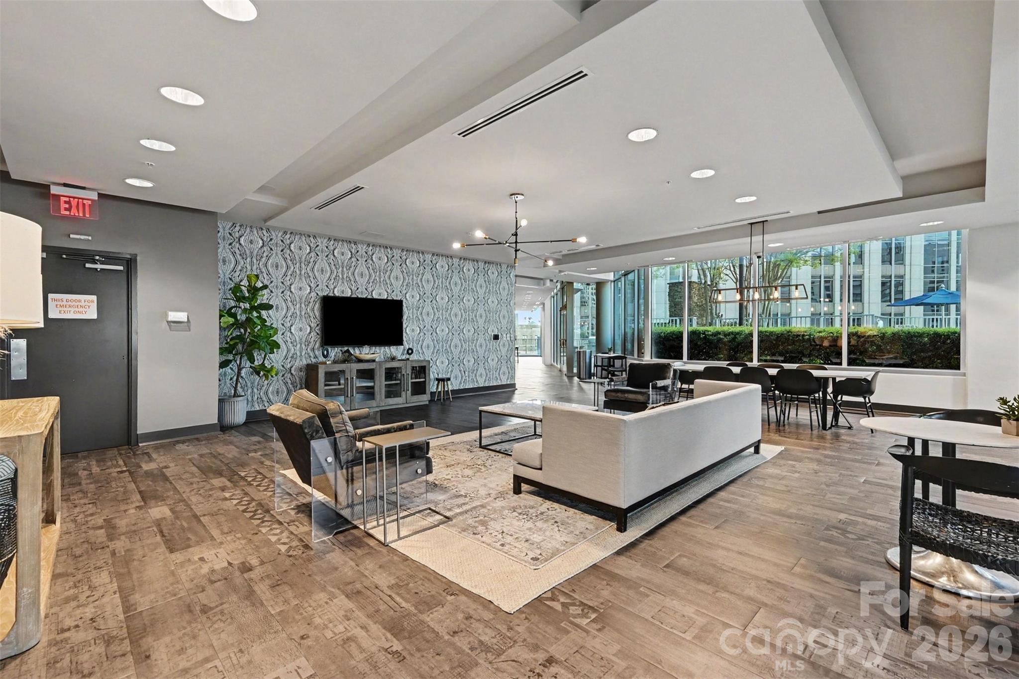 210 N Church Street #2204 — Charlotte