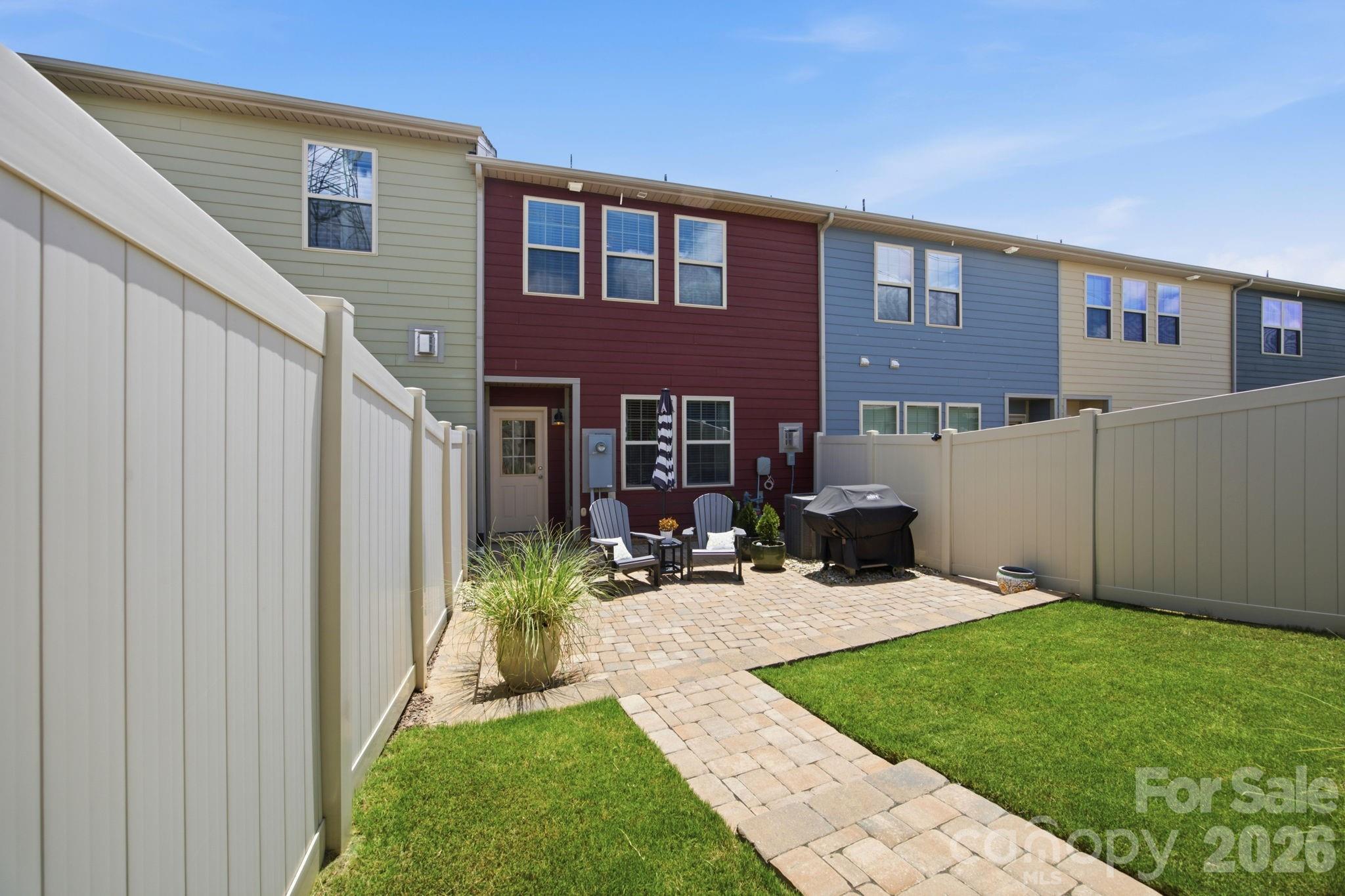 11328 Westbranch Parkway — Davidson