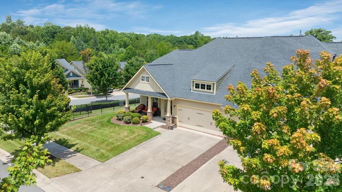 103 Canter Lane — Mooresville