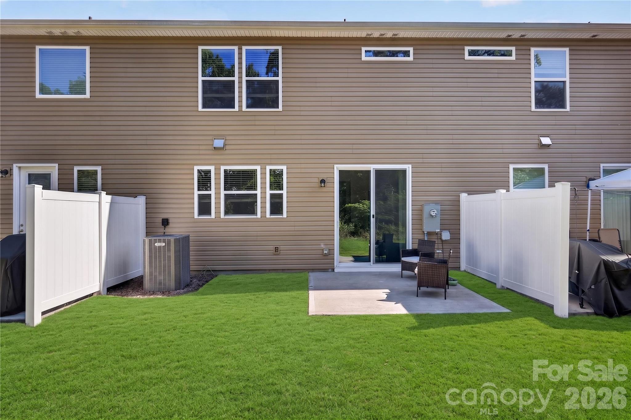 14938 Tamarack Drive — Charlotte