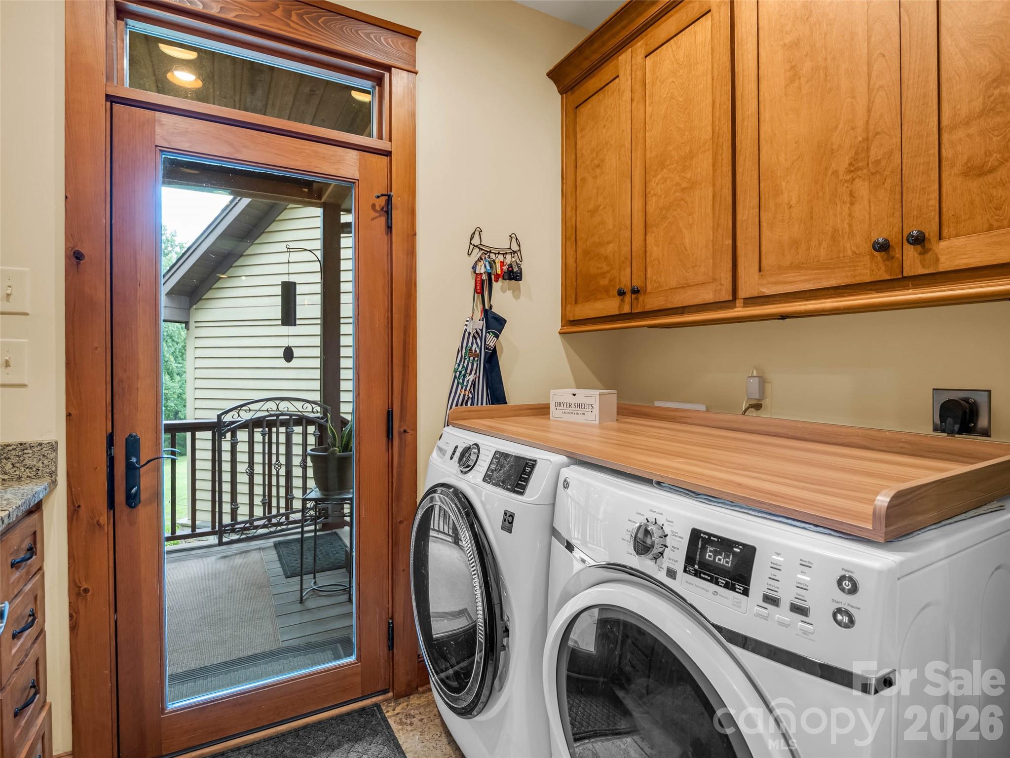 153 Glenn Court — Mill Spring