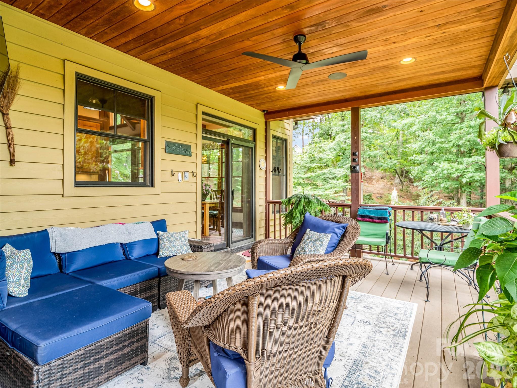 153 Glenn Court — Mill Spring