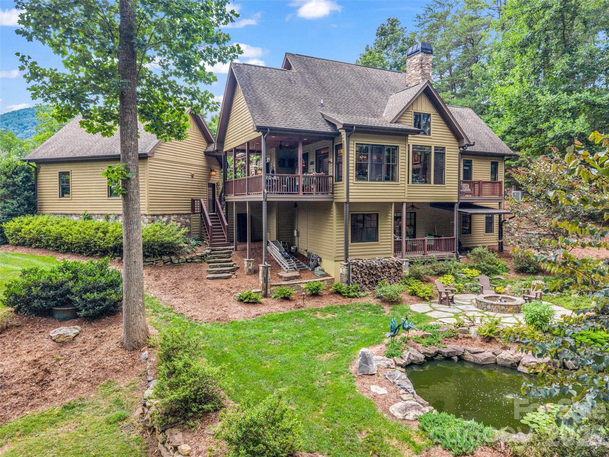 153 Glenn Court — Mill Spring