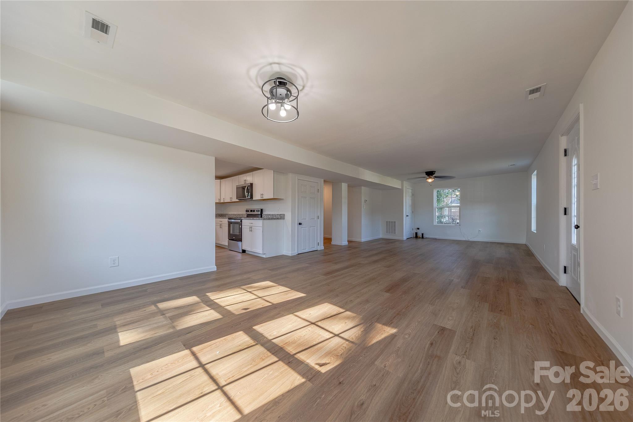 214 E Washington Avenue — Bessemer City