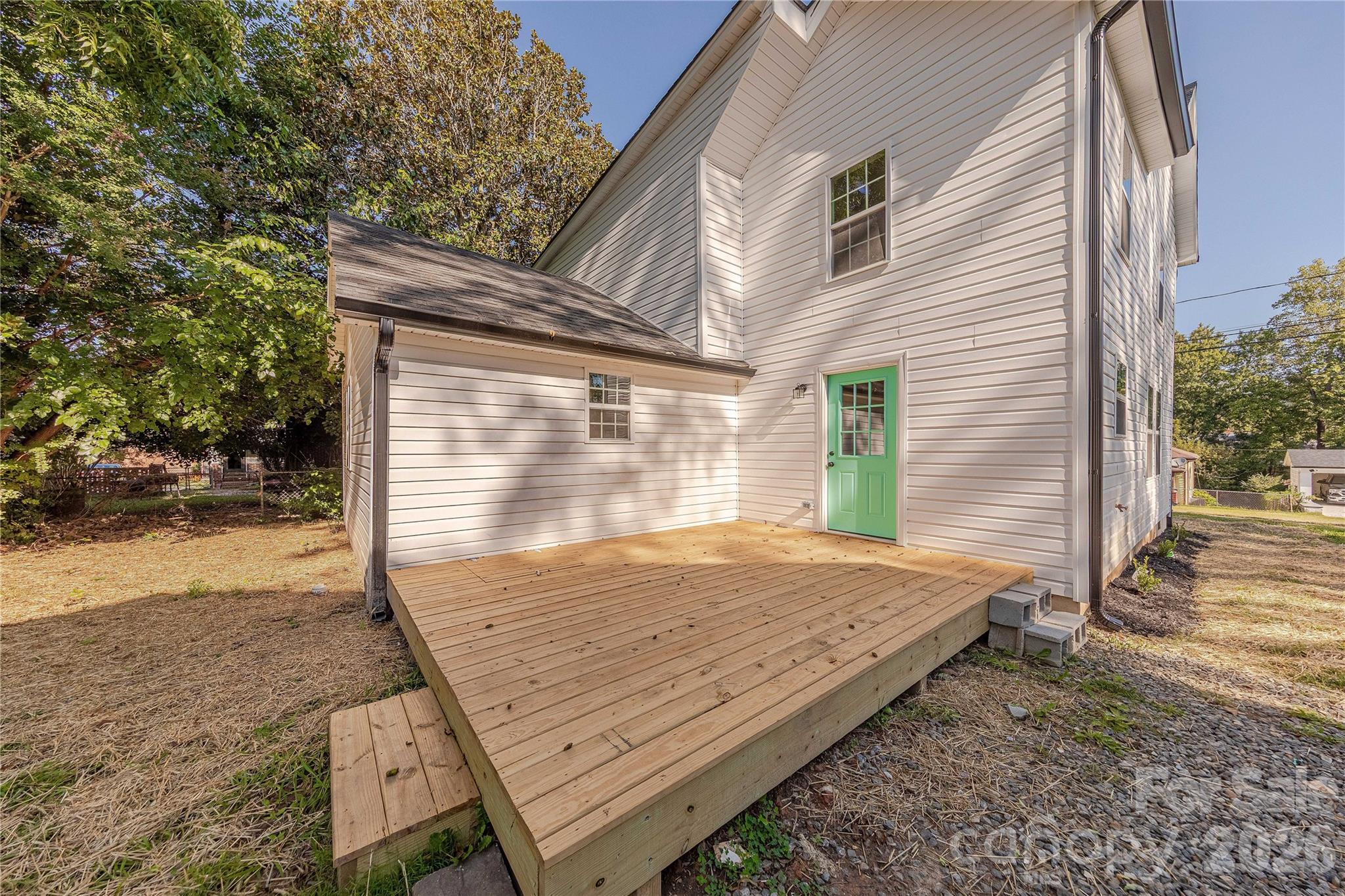 214 E Washington Avenue — Bessemer City