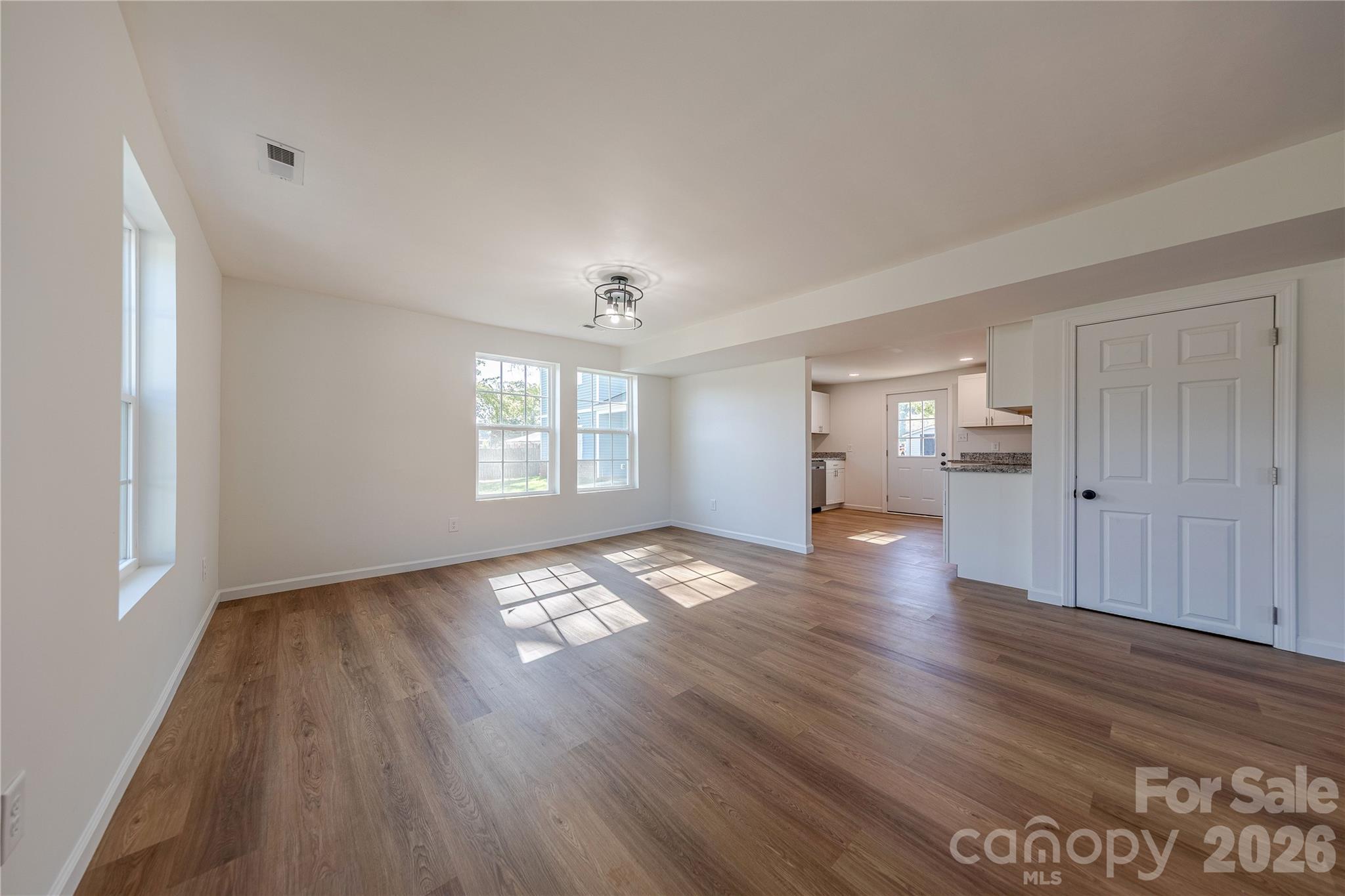 214 E Washington Avenue — Bessemer City