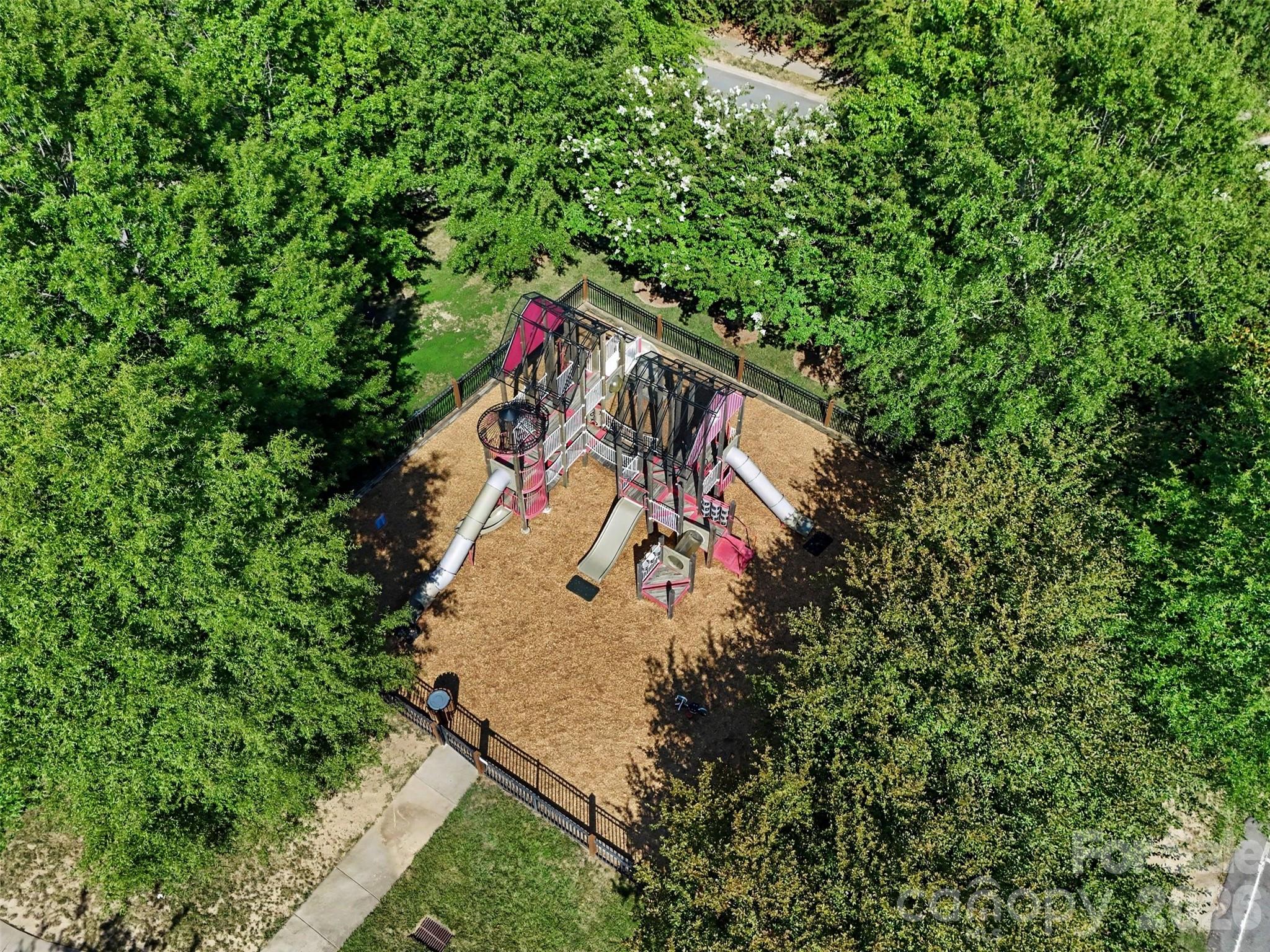 3324 Brackhill Street — Davidson