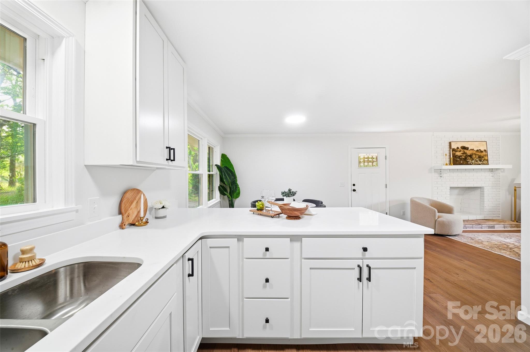 1335 Little Mountain Road — Columbus