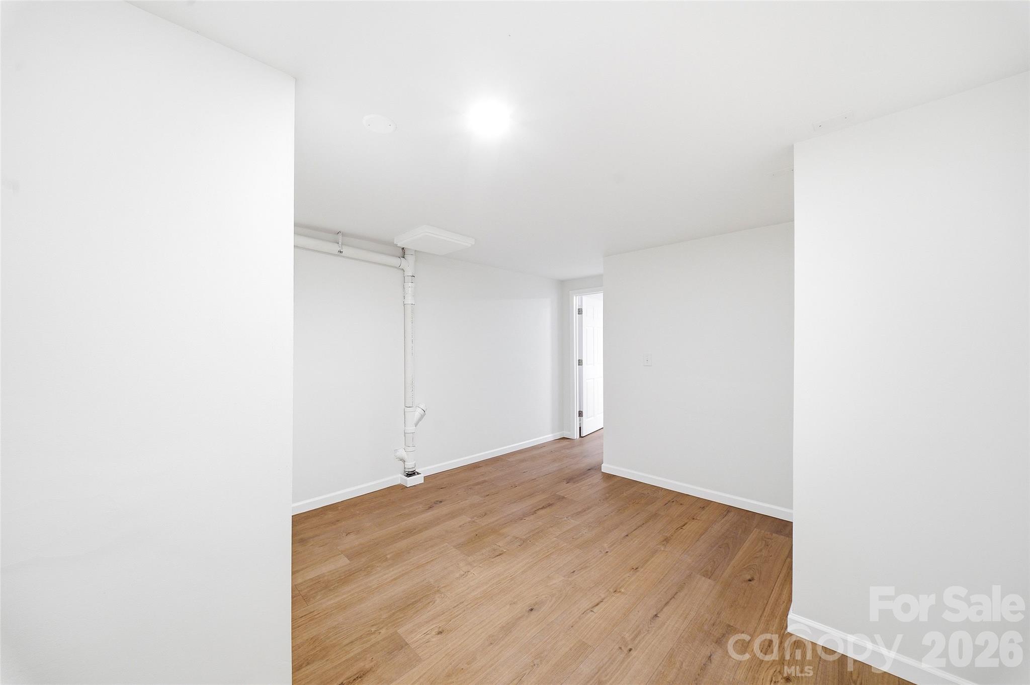 1335 Little Mountain Road — Columbus