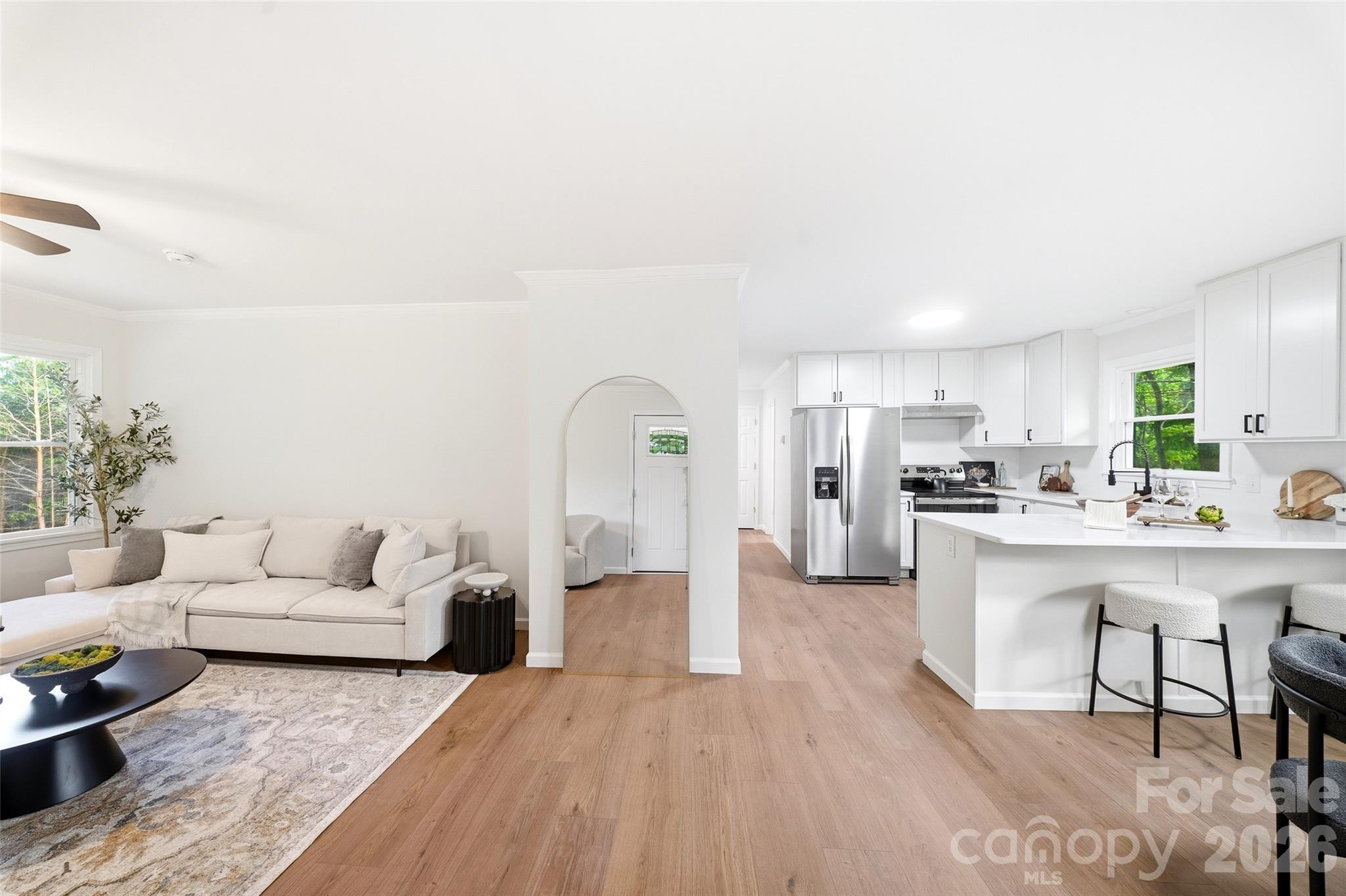 1335 Little Mountain Road — Columbus