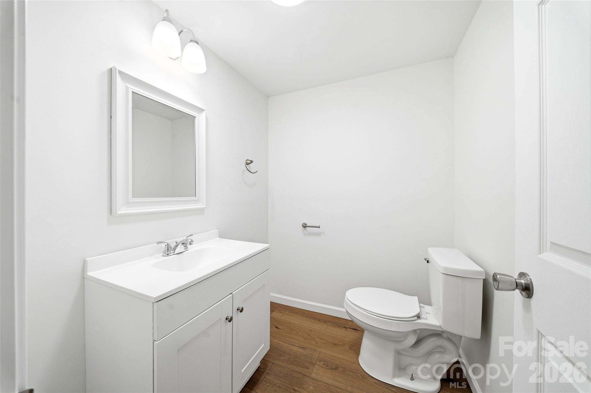 1335 Little Mountain Road — Columbus