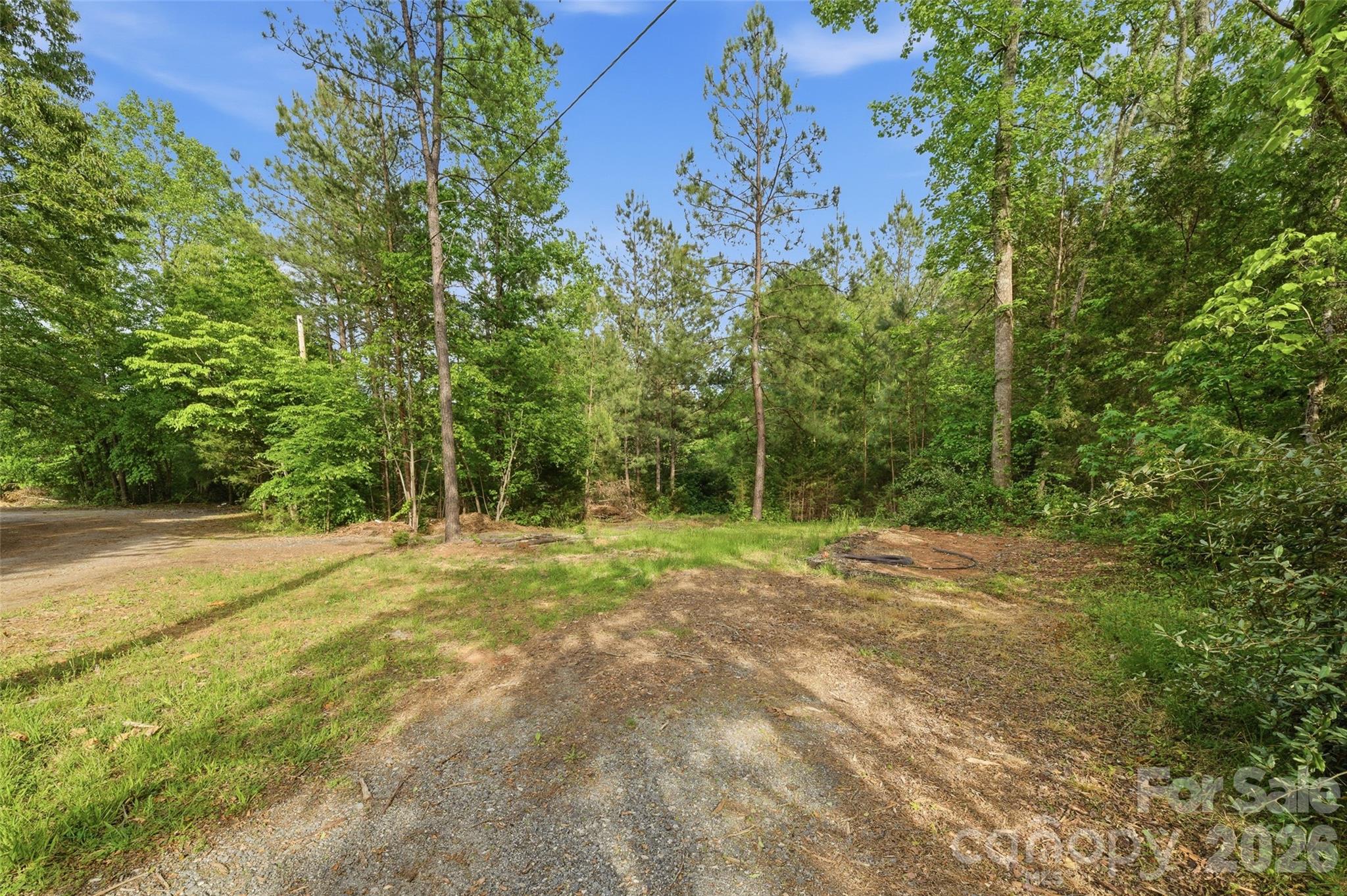 1335 Little Mountain Road — Columbus