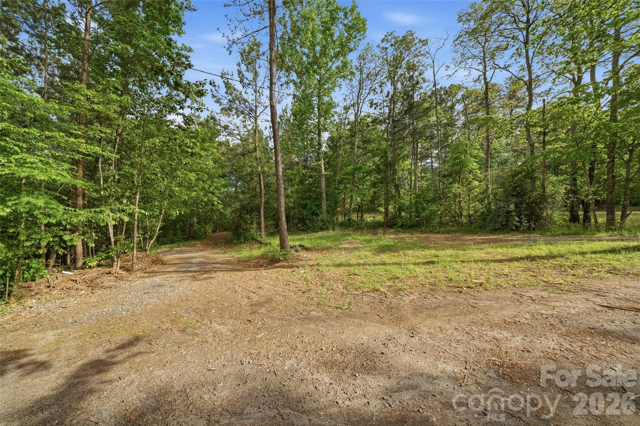 1335 Little Mountain Road — Columbus