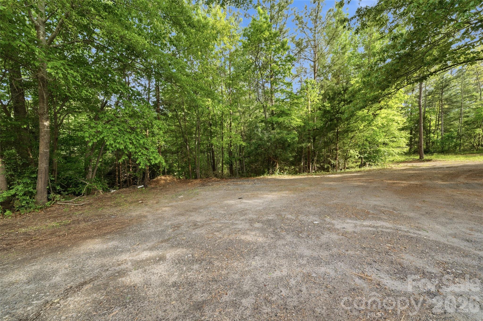 1335 Little Mountain Road — Columbus