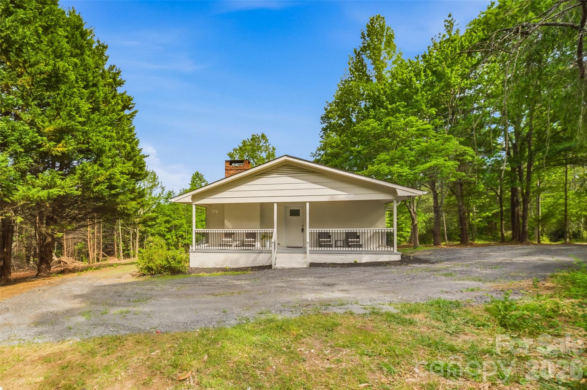 1335 Little Mountain Road — Columbus