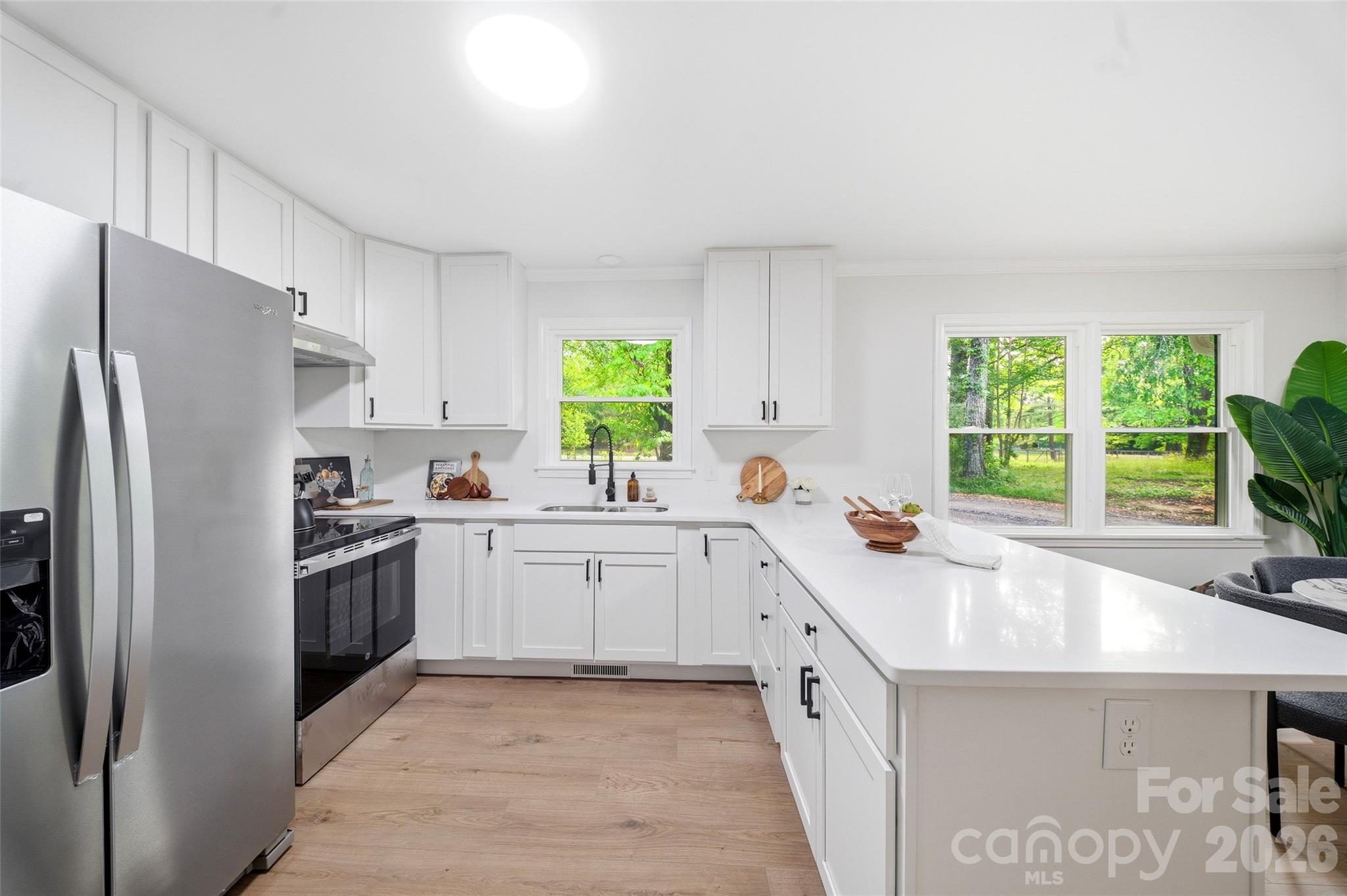 1335 Little Mountain Road — Columbus