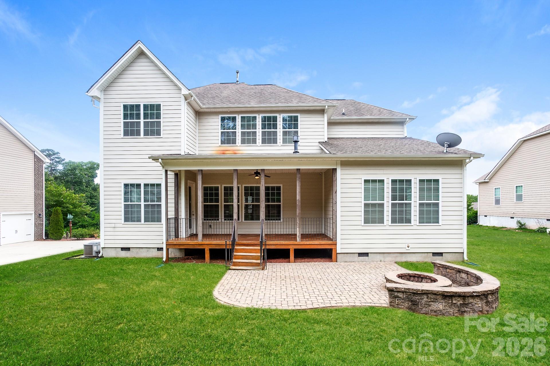 205 N Centurion Lane — Mount Holly