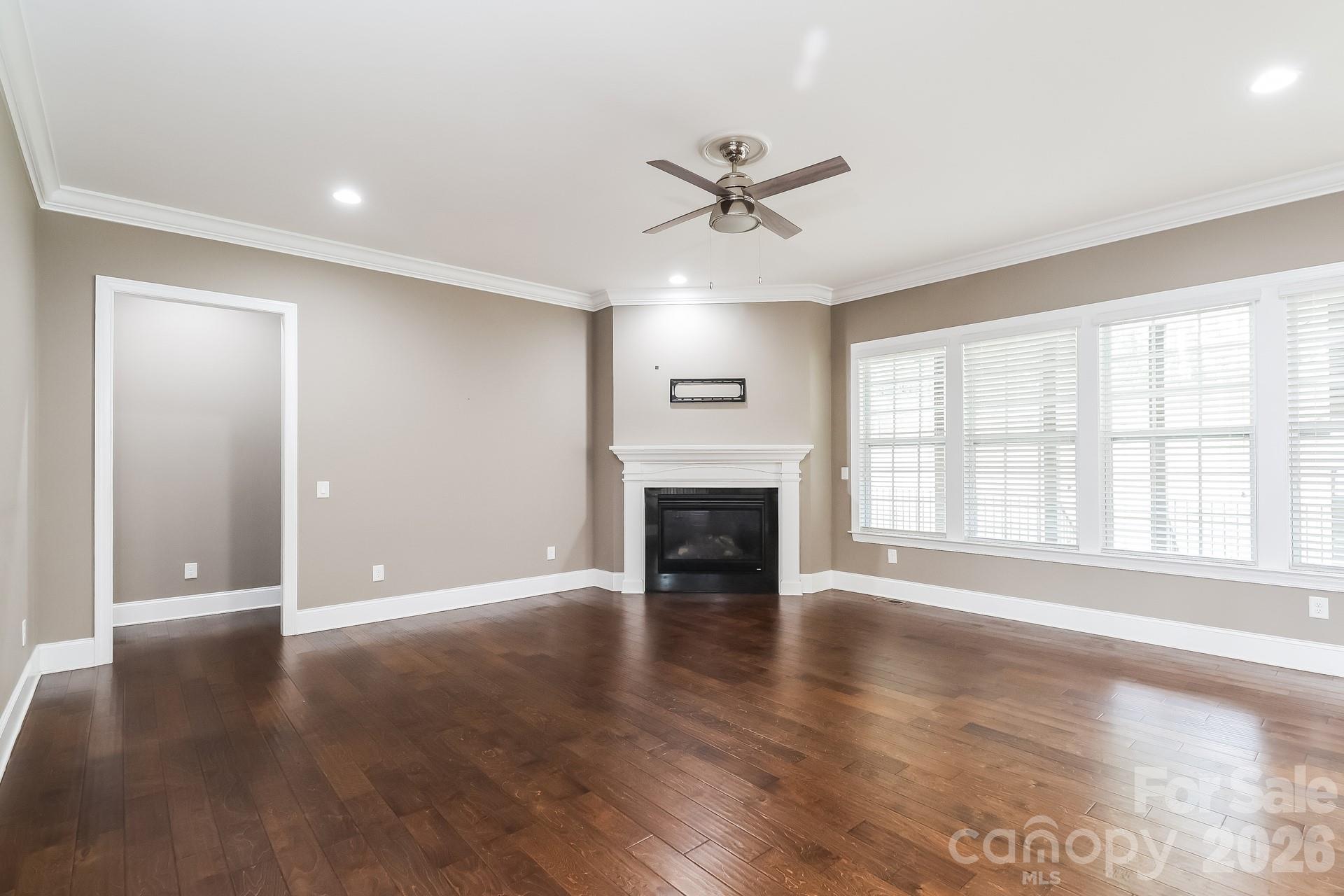 205 N Centurion Lane — Mount Holly