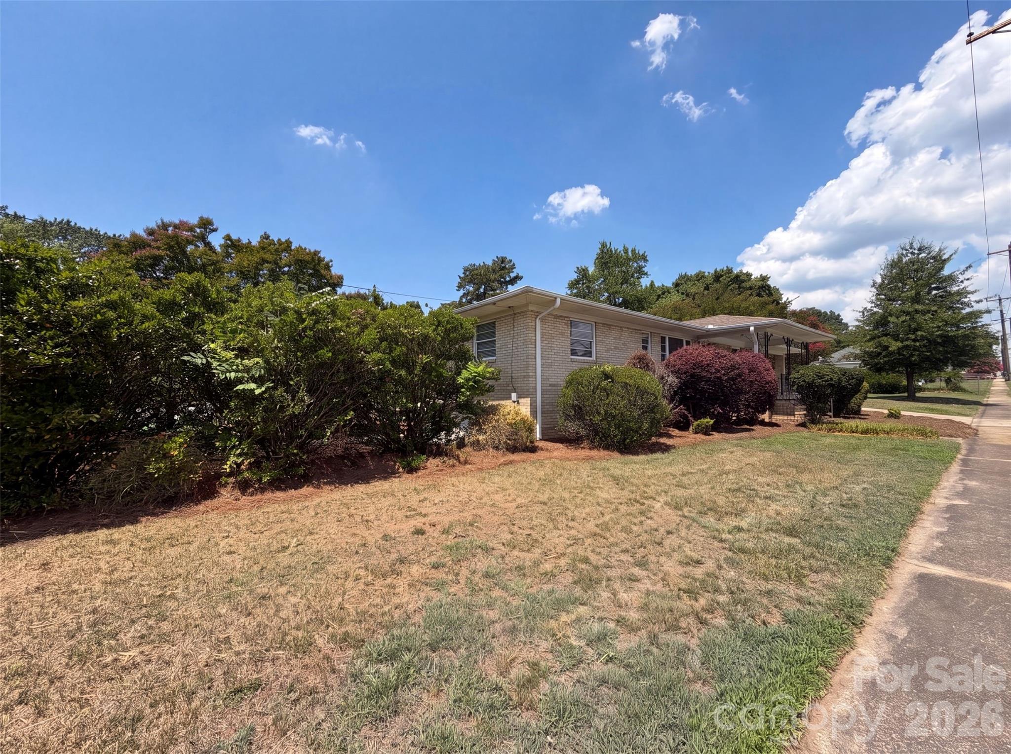 608 E Ryder Avenue — Landis